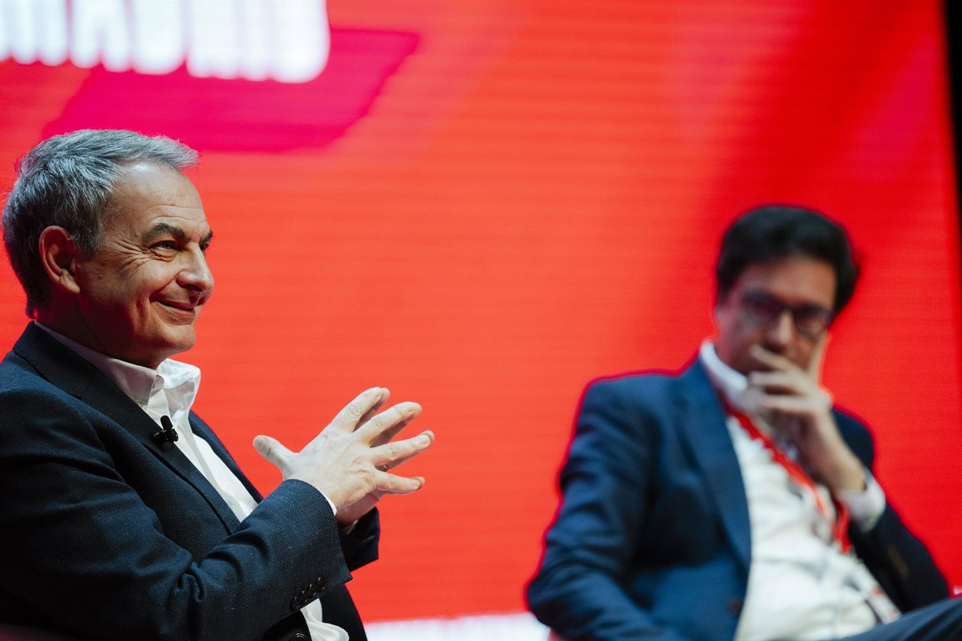 El PSOE acusa al PP de «persecución política» por citar a Zapatero al Senado y pregunta si llamará a Aznar sobre Epstein