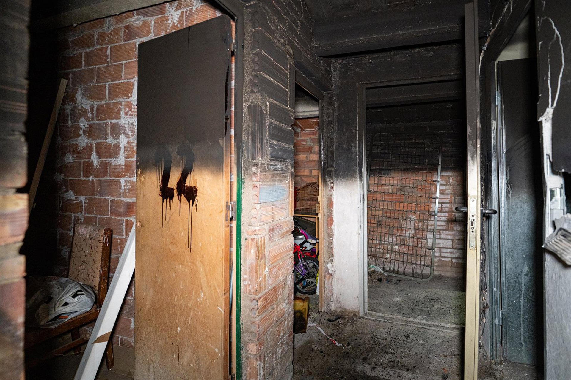 Mossos concluye que la muerte de 5 menores en un incendio en Manlleu (Barcelona) fue accidental