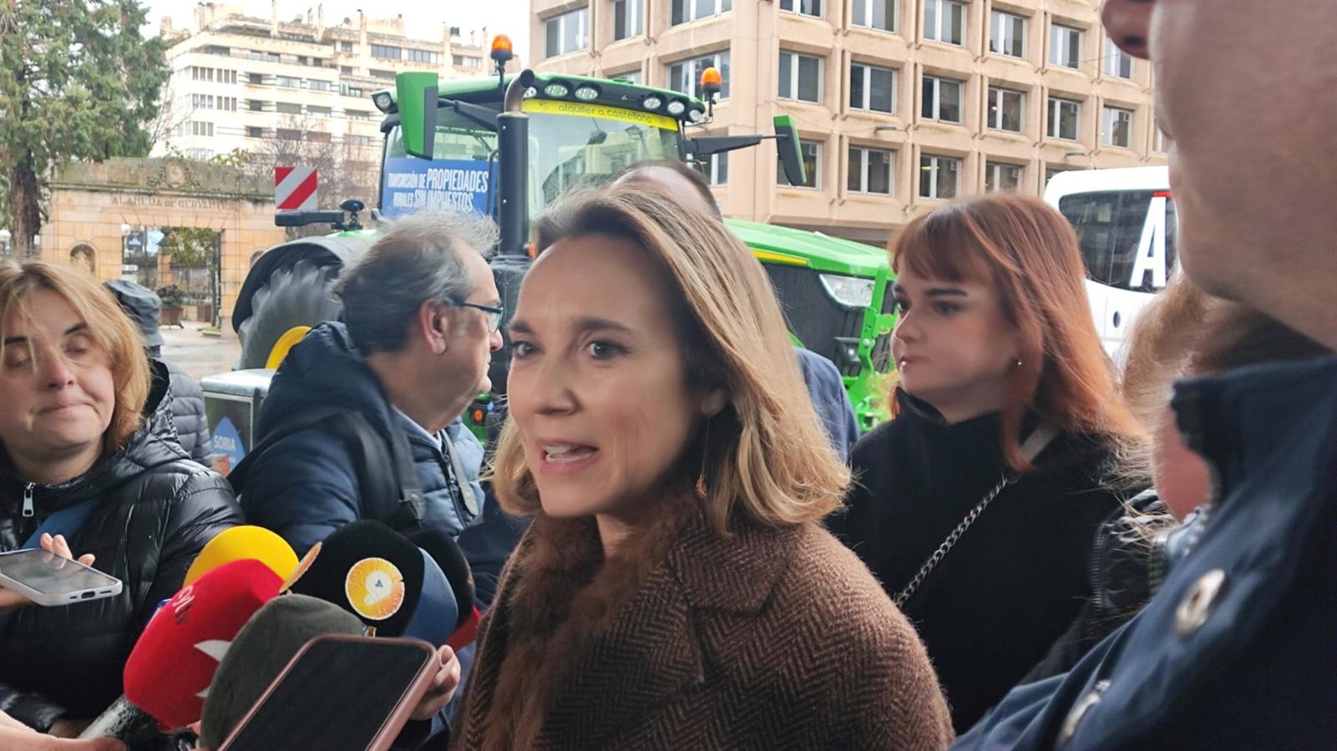 Gamarra pide la comparecencia de Robles y reprocha que el Gobierno «dice no a la guerra» y «envía a la mejor fragata»