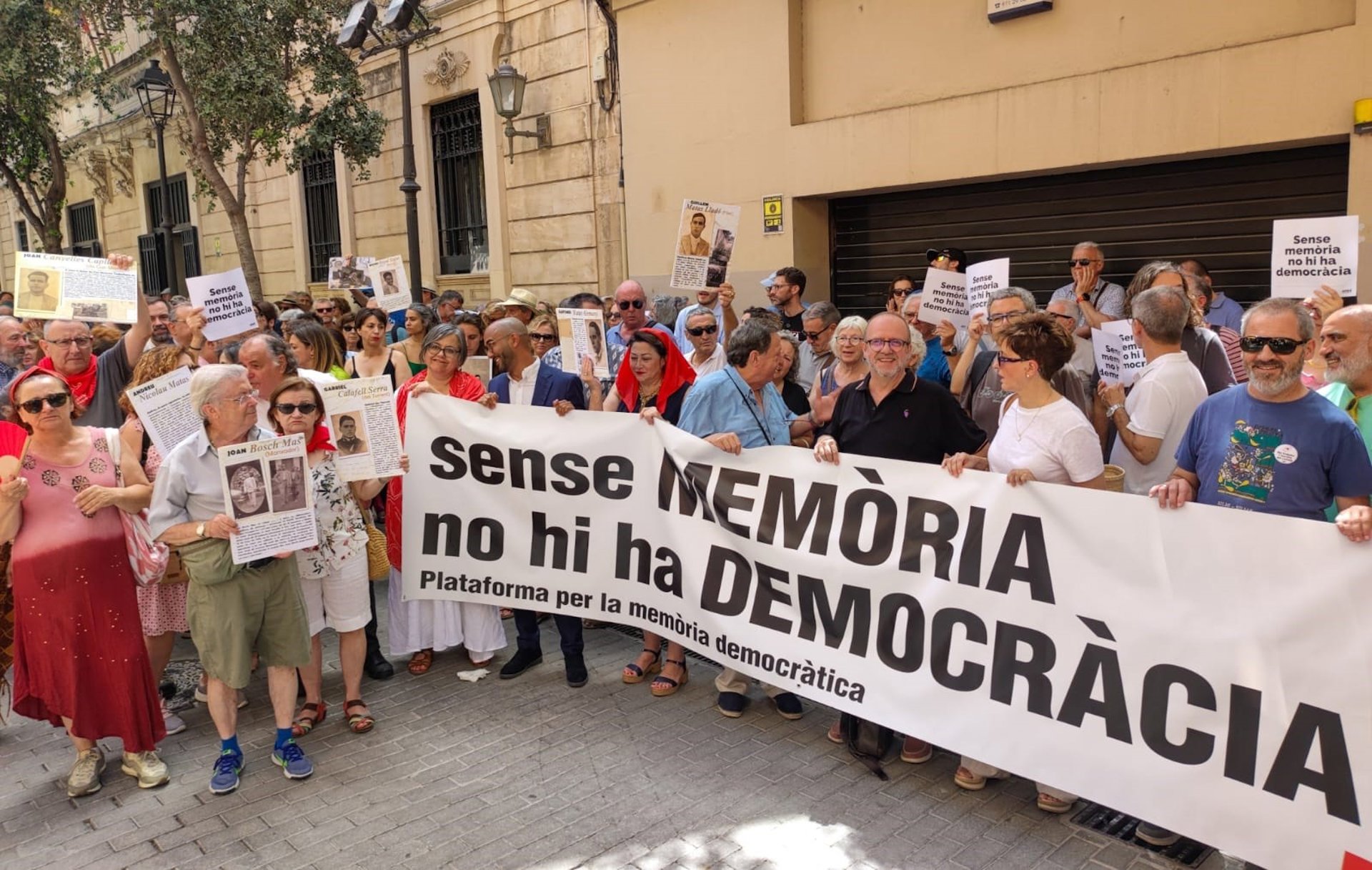 Vox celebra que derogar la Ley de Memoria Democrática sea su primera ley en Baleares y MÉS acusa de «no ser demócratas»