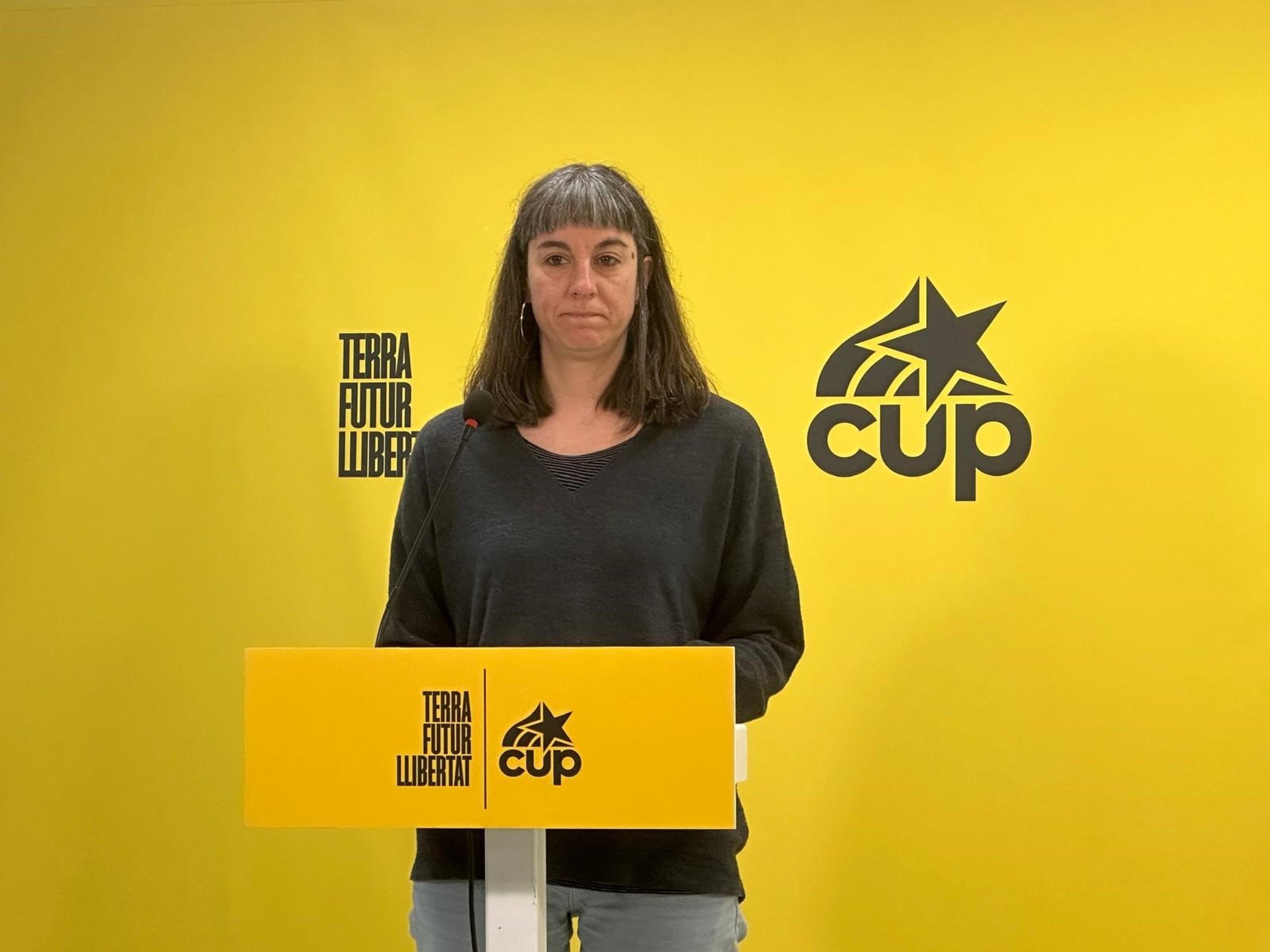 La CUP apoya la huelga de profesores y recrimina al Govern la actuación de Mossos