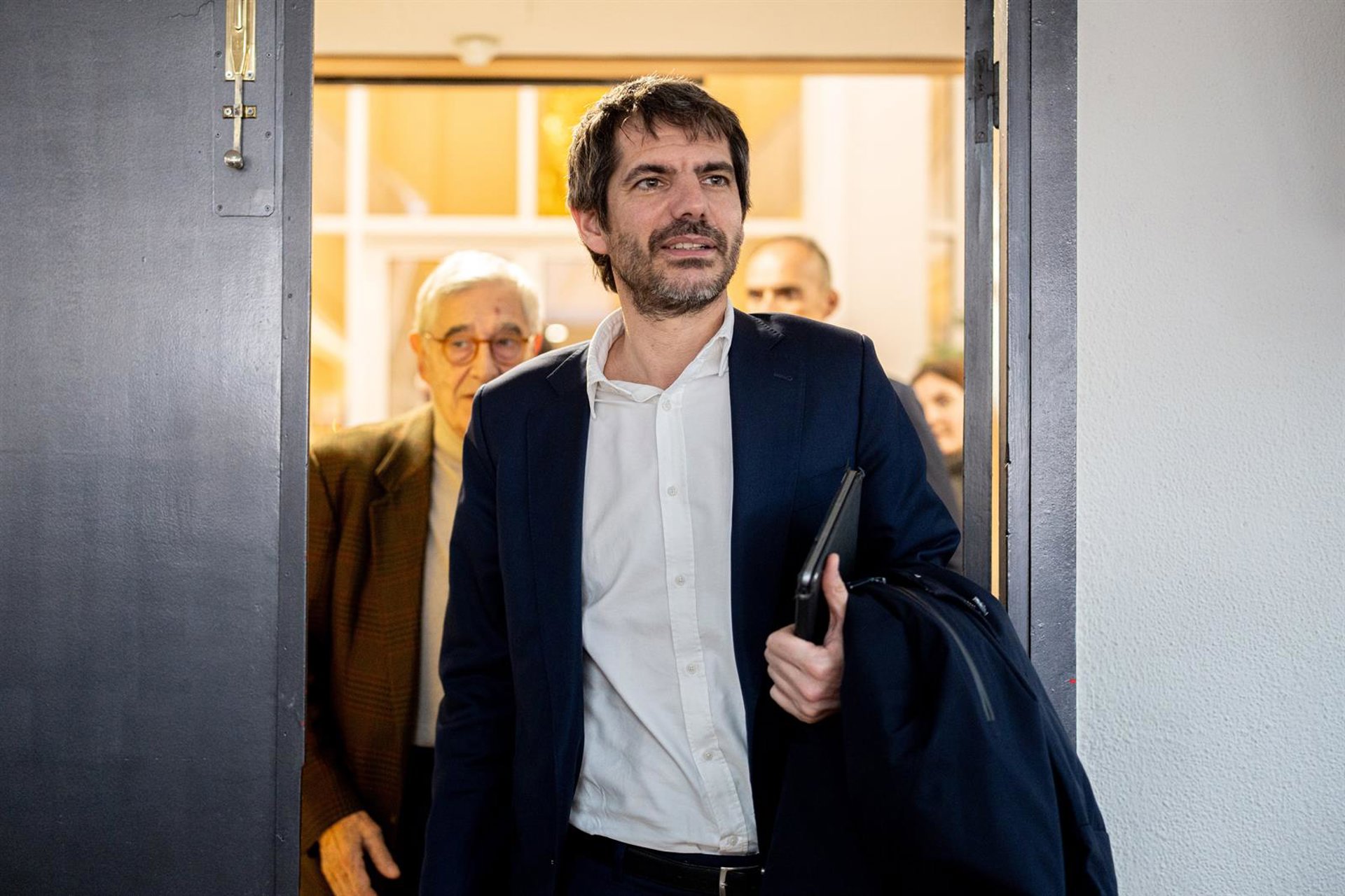 Urtasun afirma que no liderará el nuevo Sumar y pide evitar el «juego de descartes y confirmaciones» sobre el candidato
