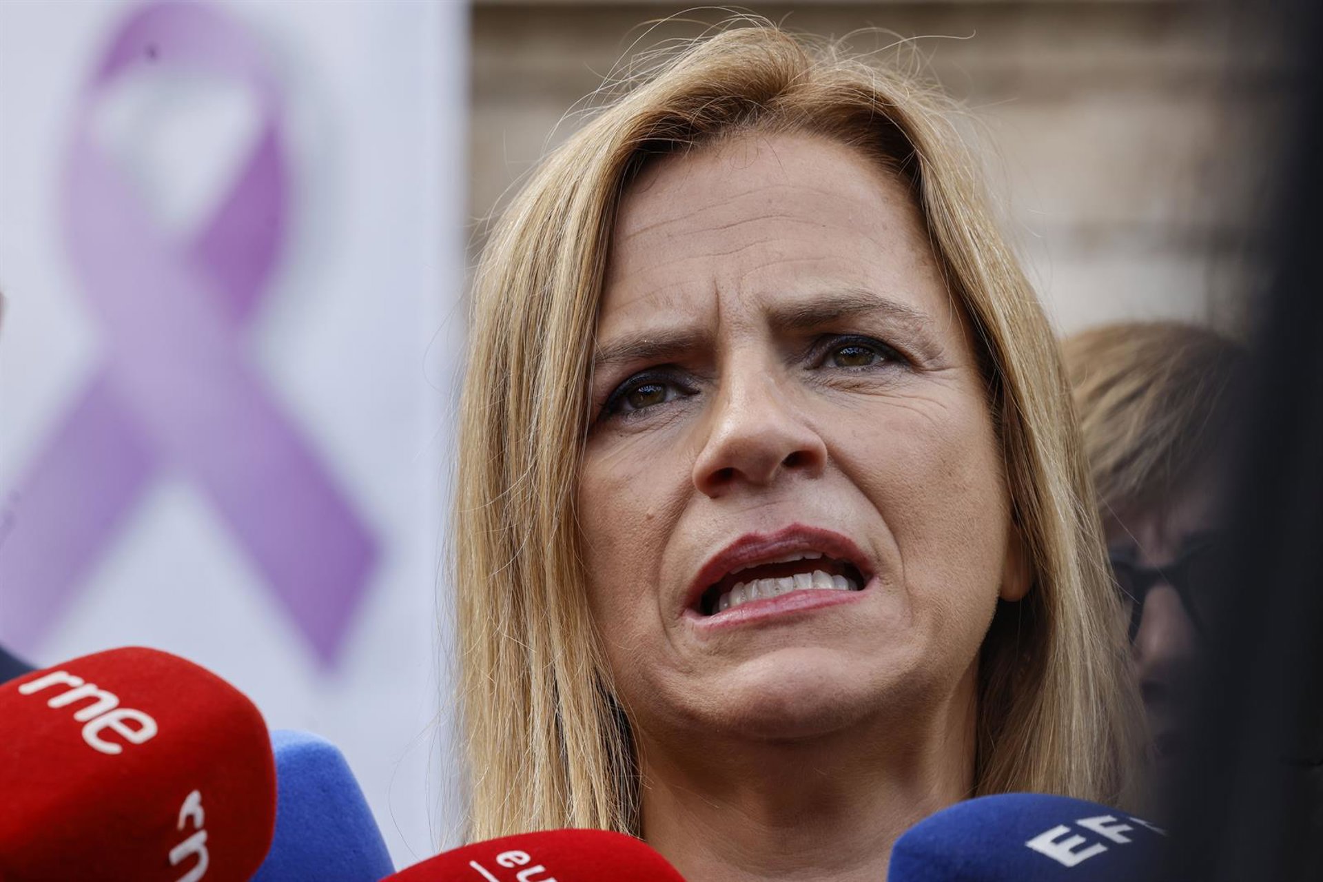 Bernabé, tras el crimen de Torrevieja: «La violencia vicaria es la más cruel; es un terrorismo atroz y terrible»