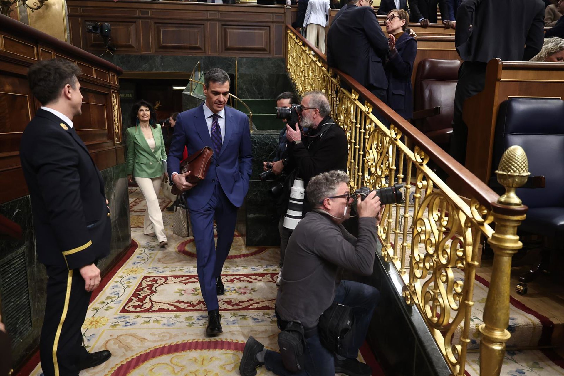 Sánchez acusa a PP y Vox de contribuir al «desastre absoluto» de la guerra de Irán «con su apoyo o su silencio»