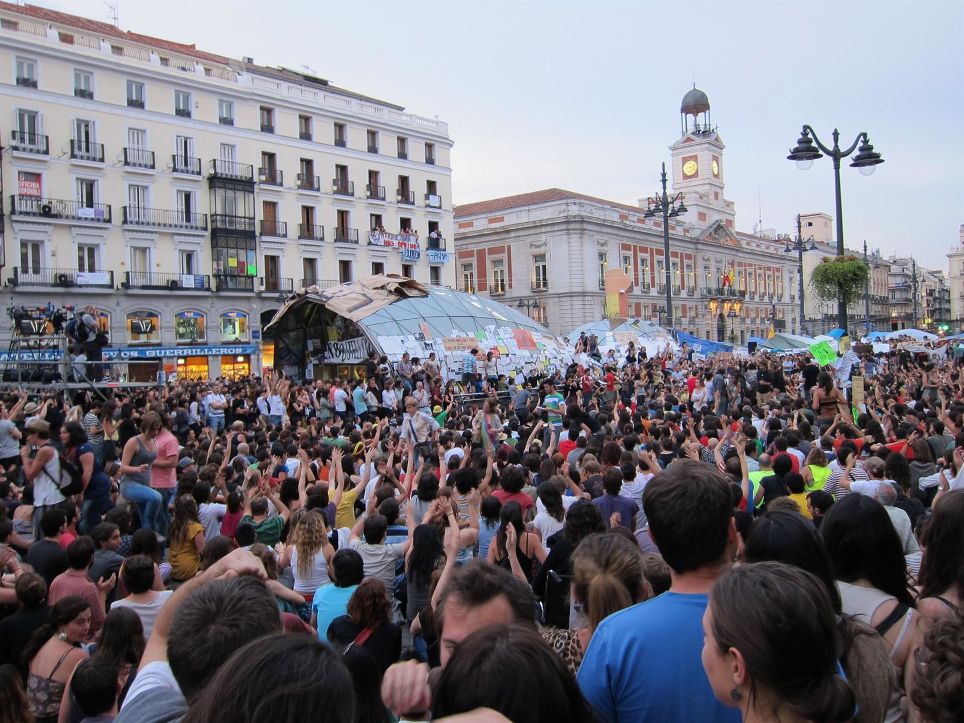El 15M, germen de la ‘nueva política’, cumple 15 años desde que tomara Sol dando voz a la indignación ciudadana