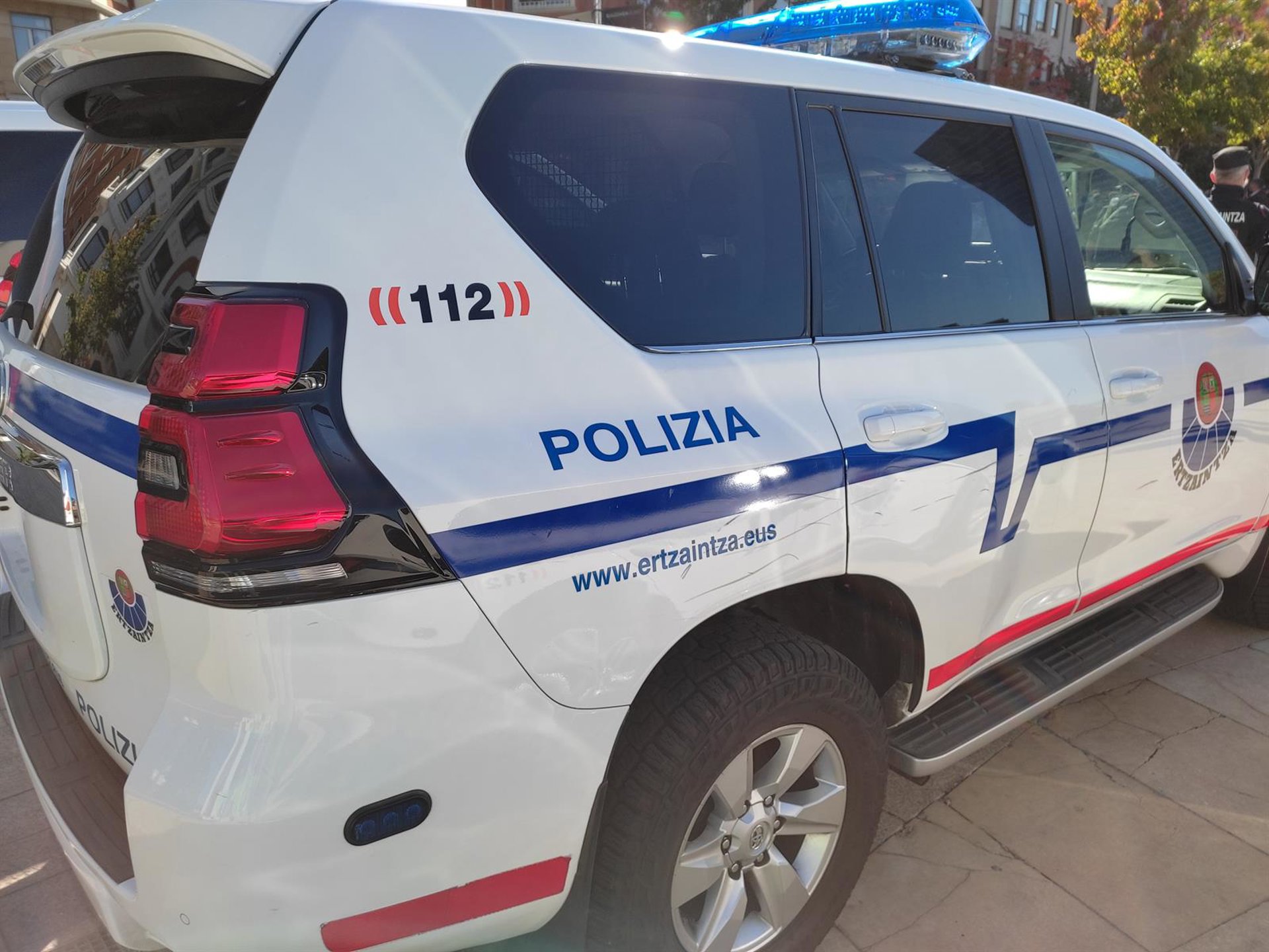 Detenido en Berriz (Bizkaia) tras apuñalar a su pareja, herida de gravedad