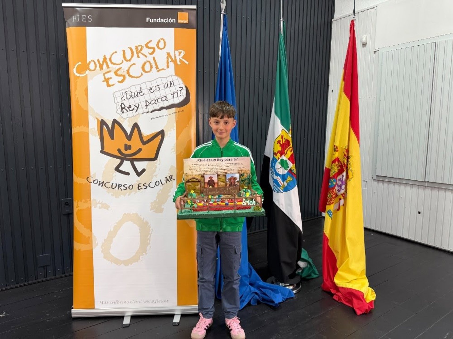 Un alumno de Montijo de 6º de Primaria gana la 45ª edición del concurso ‘¿Qué es un rey para ti?’ en Extremadura