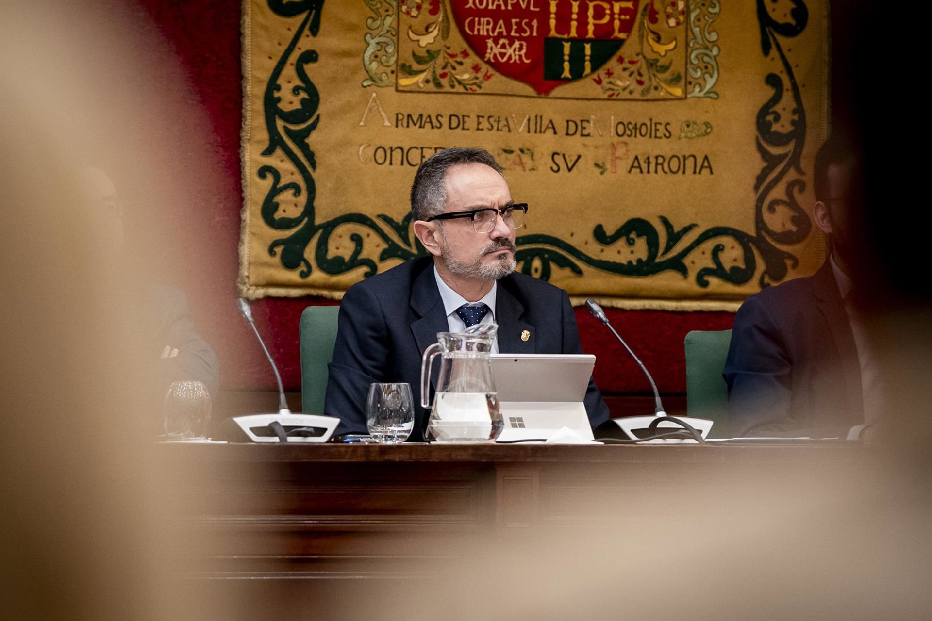 La Fiscalía solicita al juzgado que impulse la querella contra el alcalde de Móstoles para que se investigue