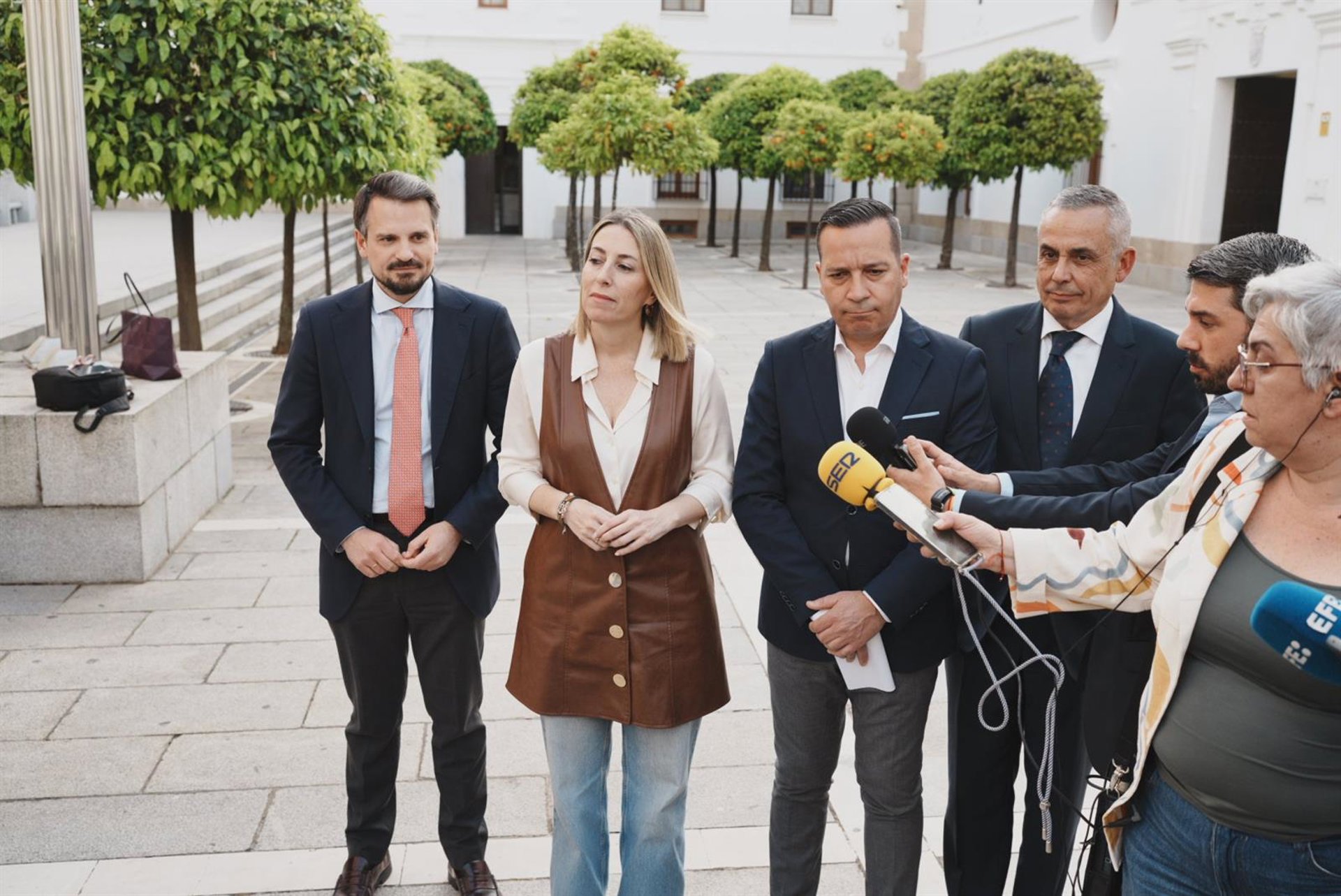 PP y Vox llegan a un acuerdo de gobierno en Extremadura, por el que Vox asume una Vicepresidencia y dos consejerías