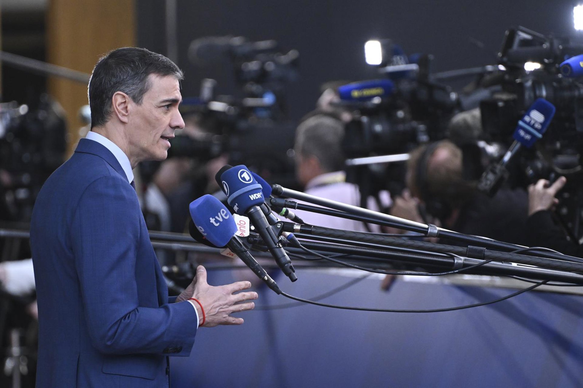 Sánchez acusa al PP de «amparar» a Rajoy y no asumir responsabilidades por ‘Kitchen’