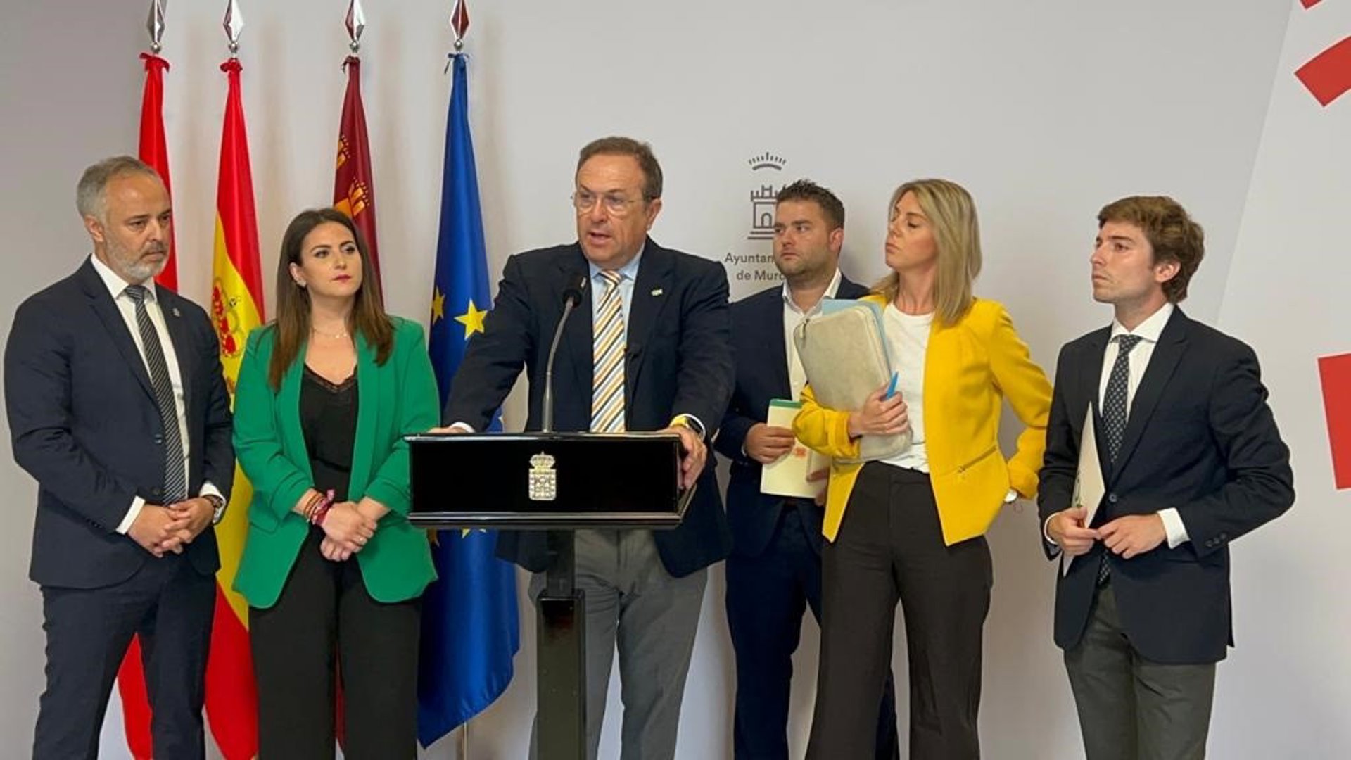 Una concejal de Vox en Murcia deja el partido tras denunciar la «falta de respeto y educación» del portavoz municipal