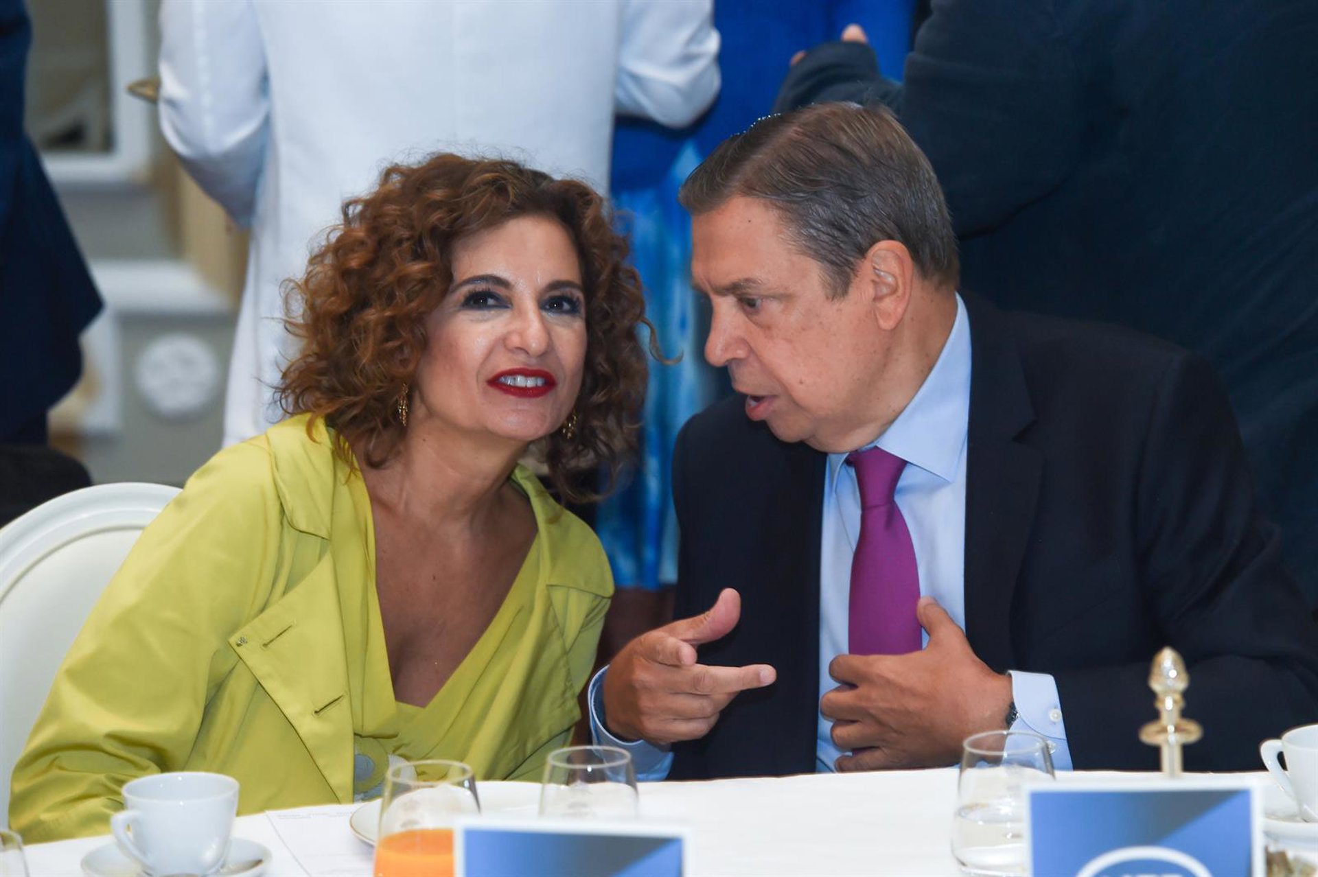 Planas afirma que la «visión» y «tenacidad» Montero darán «futuro» a Andalucía ante quienes buscan «conservar»