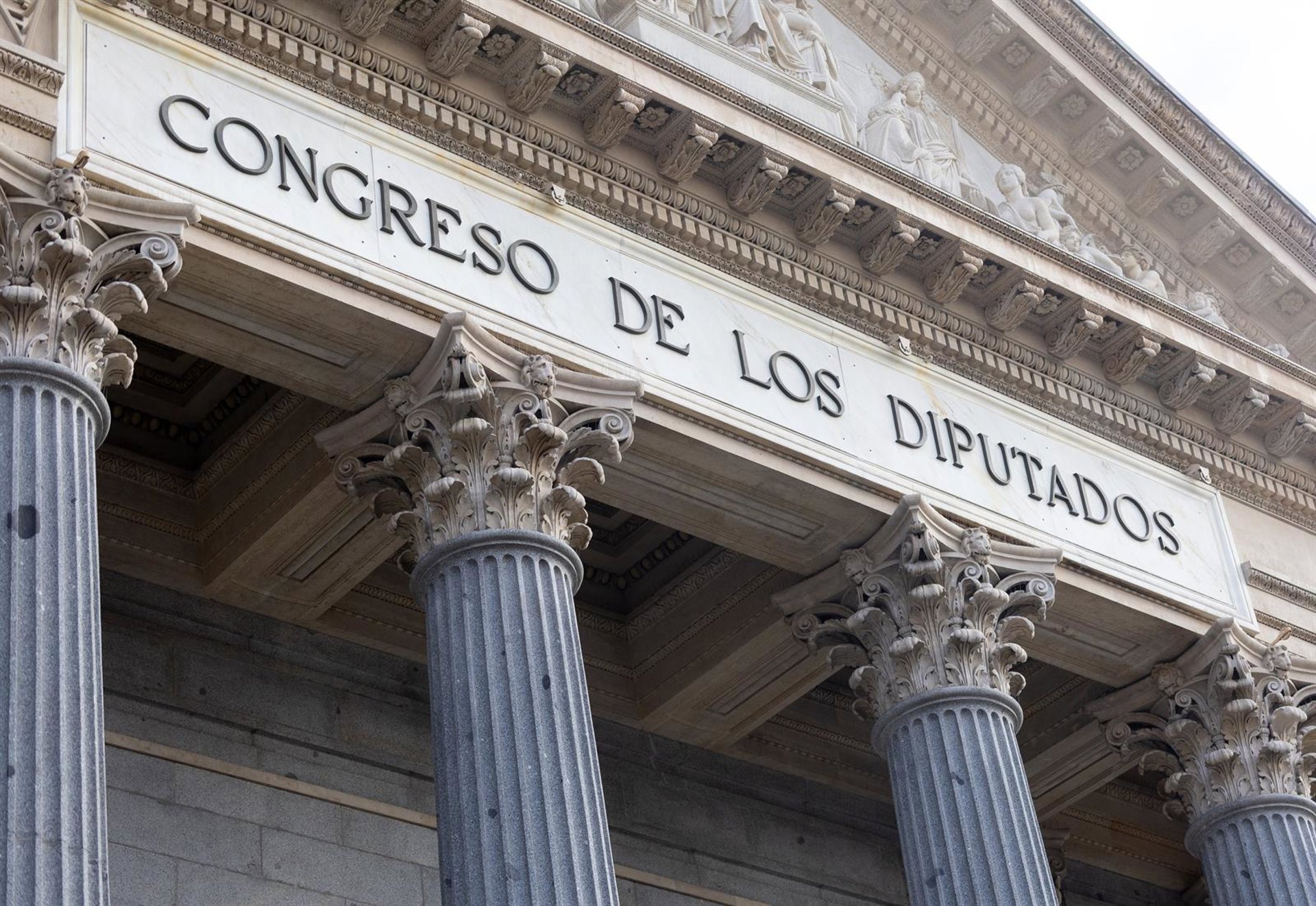 Un policía del SUP abre hoy la ronda de comparecencias en el Congreso sobre la regularización
