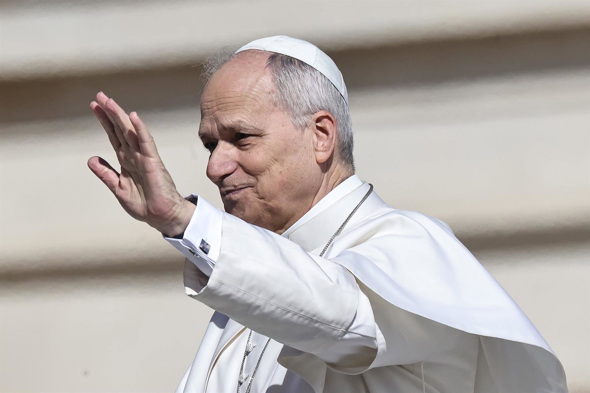 El Papa presidirá la Misa del Corpus Christi en un escenario a modo de presbiterio delante de la fachada de Cibeles