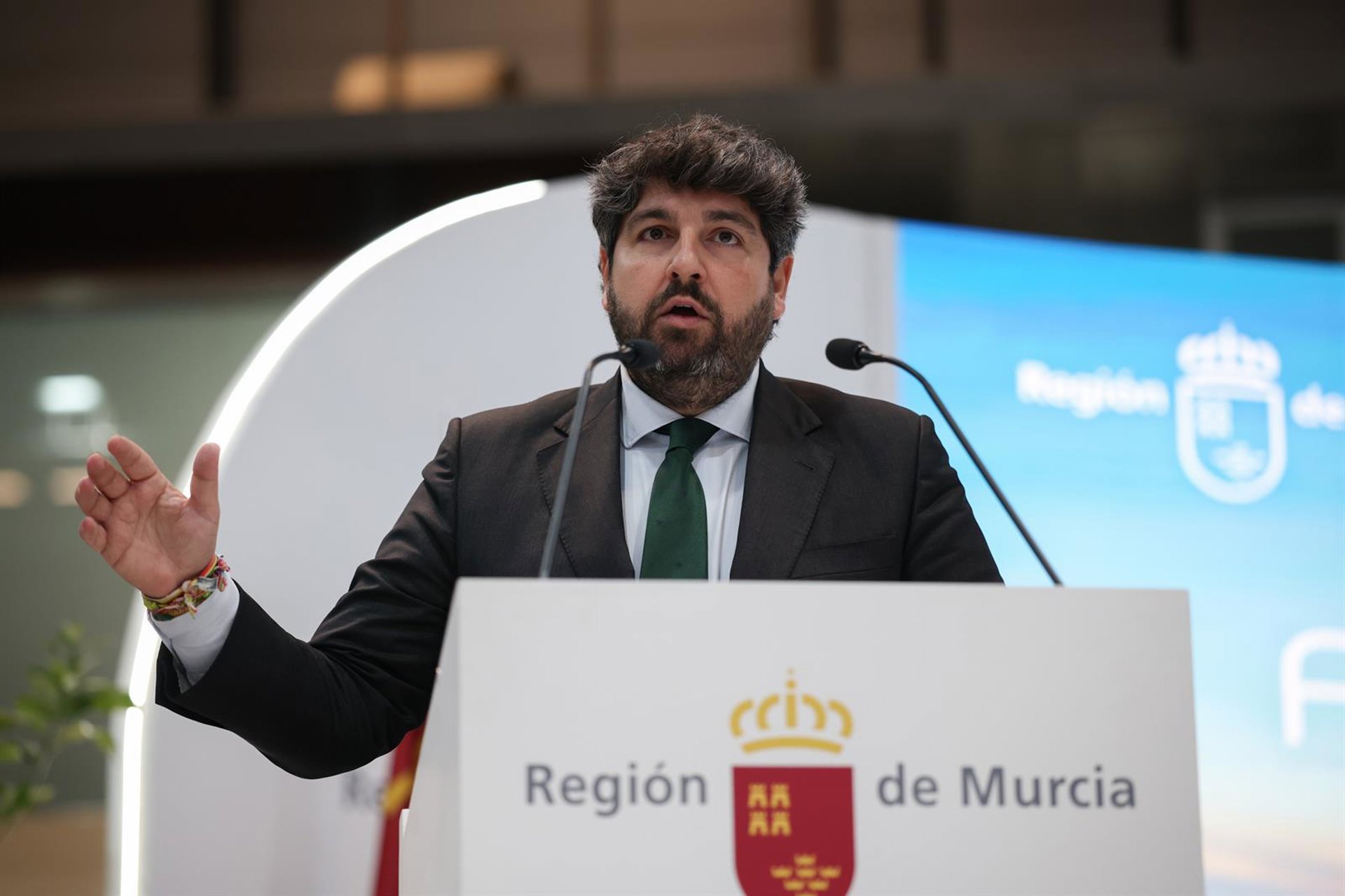 López Miras: «No podemos permitir que Pedro Sánchez consume el hachazo al Tajo-Segura»