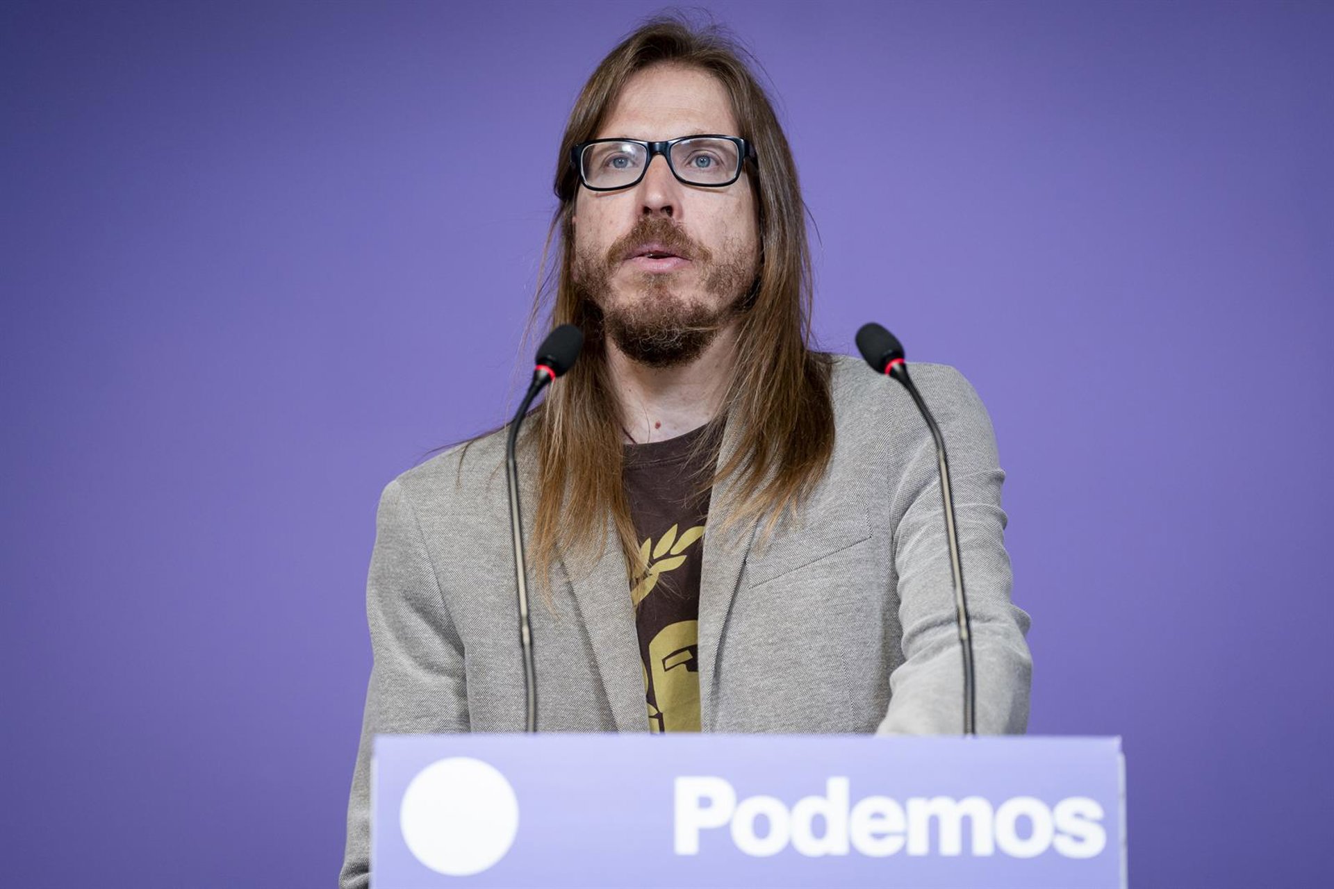 Podemos ve «inaceptables» las conductas de Zapatero, propias «de la derecha»: «Pinta muy mal. No estamos ante ‘lawfare'»