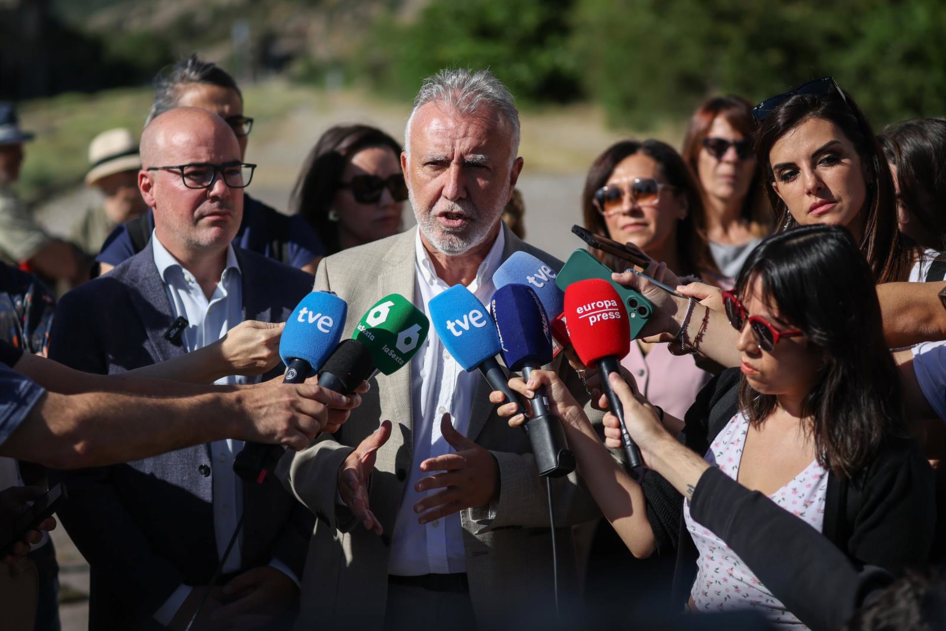 El ministro Torres, sobre si el PSOE se querellará contra Leire Díez: «Se actuará con toda la contundencia»