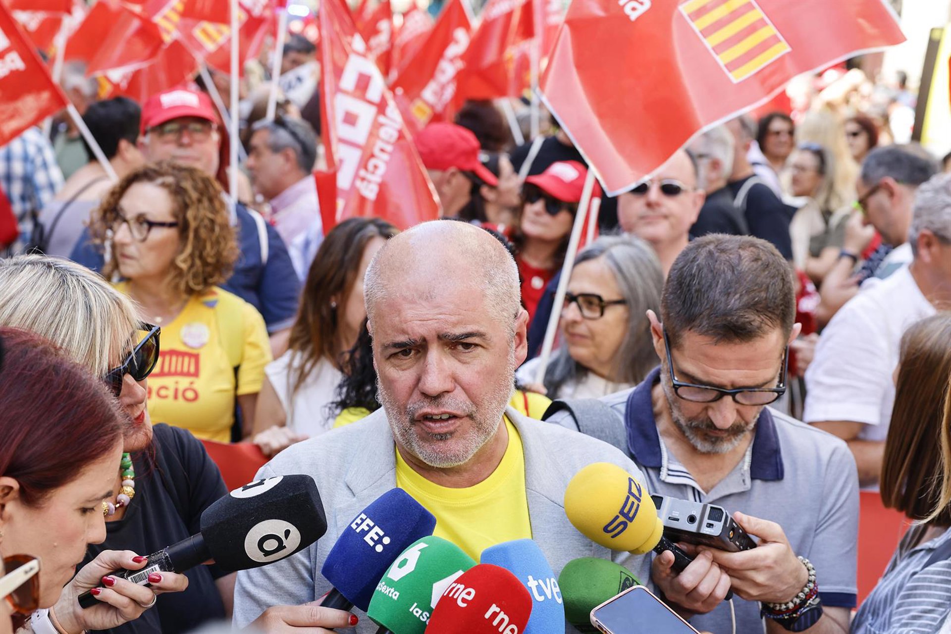 Unai Sordo pide «bastantes explicaciones» al PSOE por los casos de corrupción pero rechaza un adelanto electoral