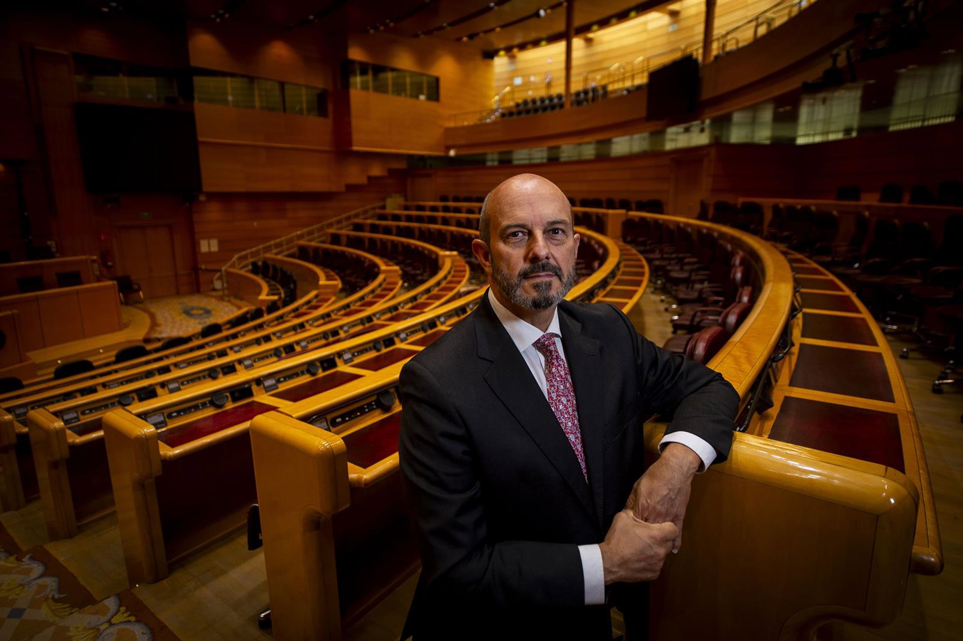 El presidente del Senado, sobre el apoyo de León XIV a la regularización: «Su mensaje está por encima de la ley»