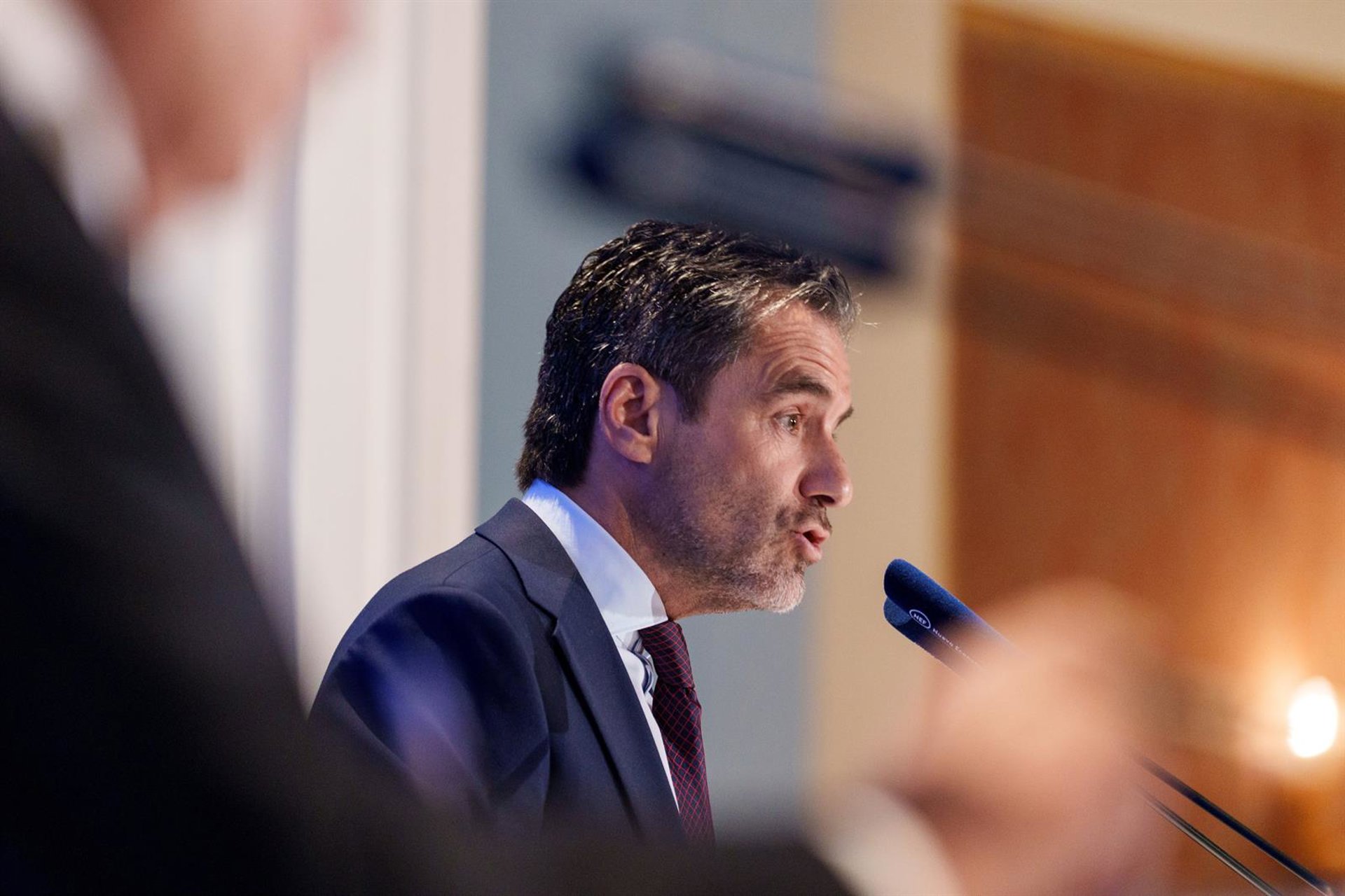 Sémper acusa a los socios de Sánchez de «aceptar la corrupción» y convertir al Congreso en un show que no hace nada útil