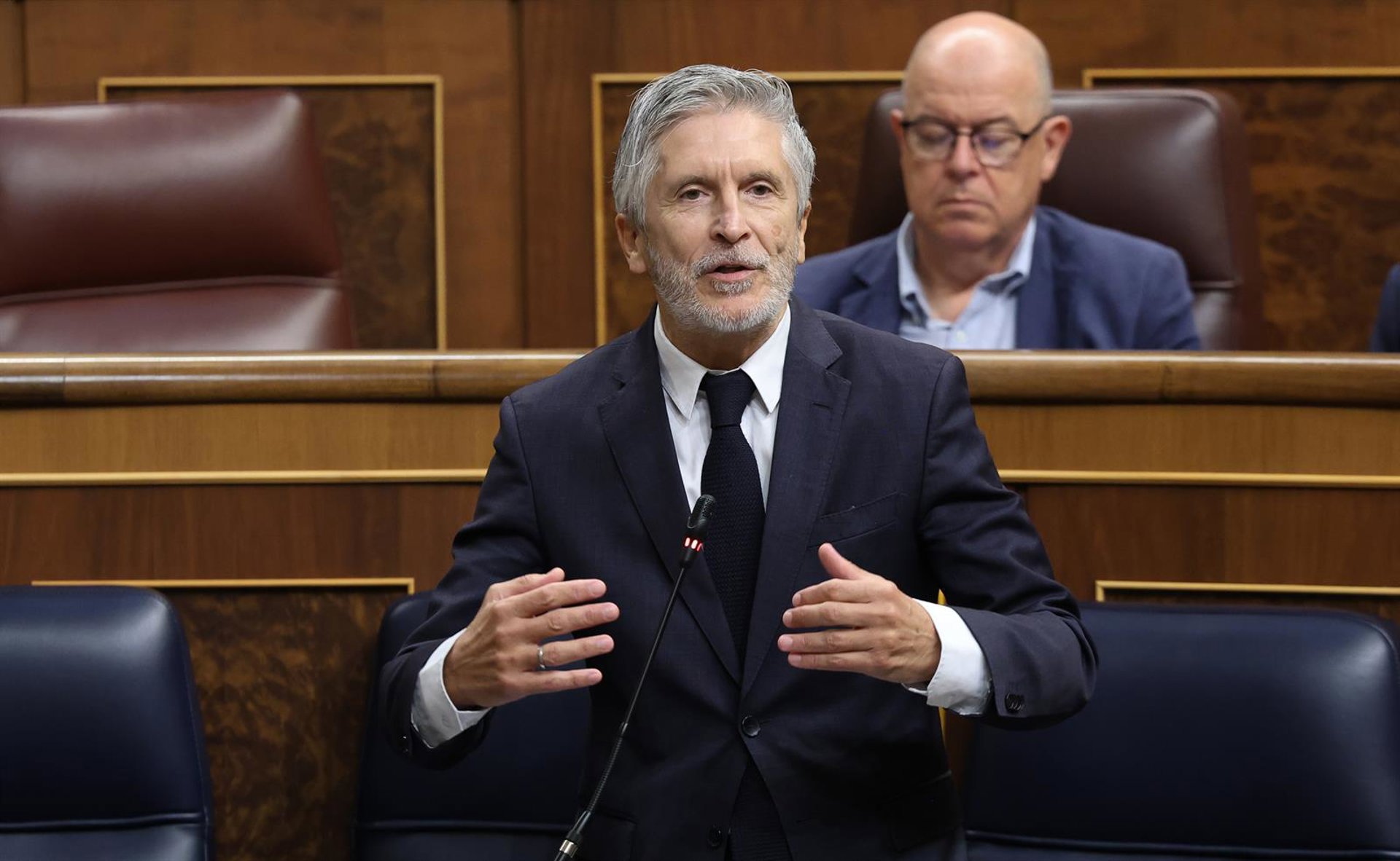 Marlaska dice que «ni UCO ni UDEF dictan sentencias» y reconoce: «Se investiga una cloaca ajena al Gobierno»