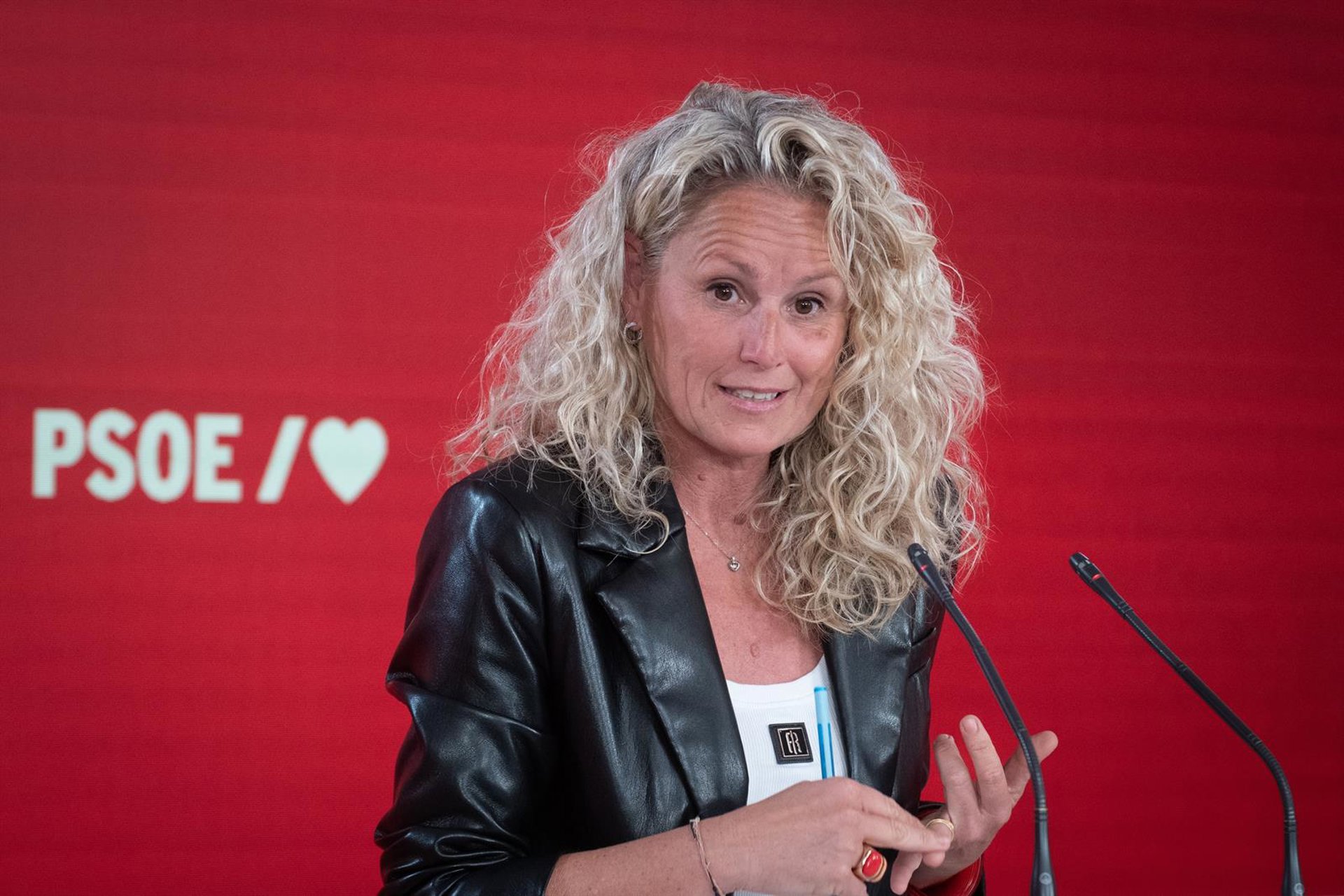 El PSOE sigue confiando en Zapatero tras la imputación de sus hijas y secretaria: «Los hechos se van a esclarecer»