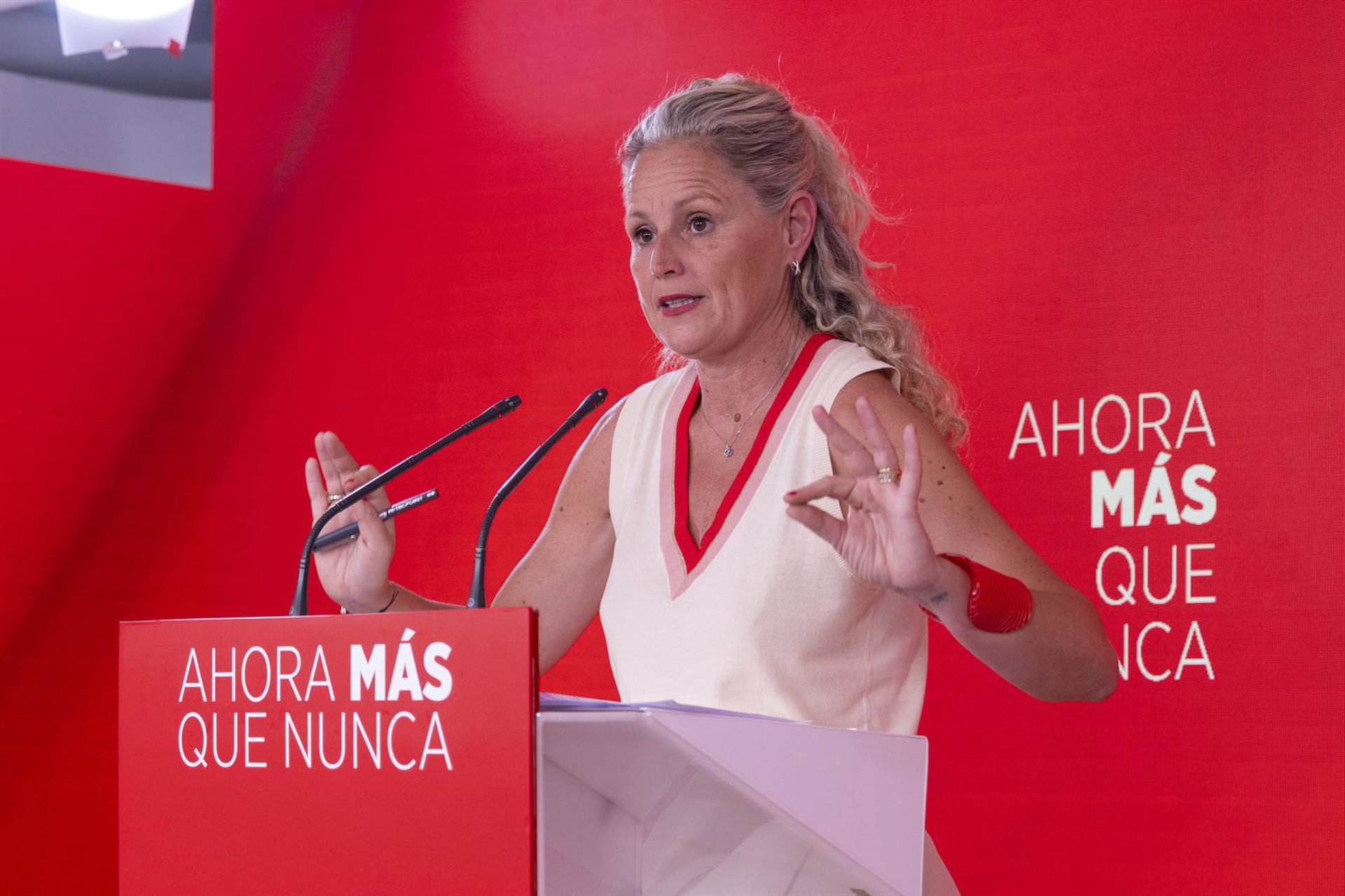 Montse Mínguez (PSOE) dice que no tienen miedo a Leire Díez y que «nadie ha dicho» que no vayan a querellarse