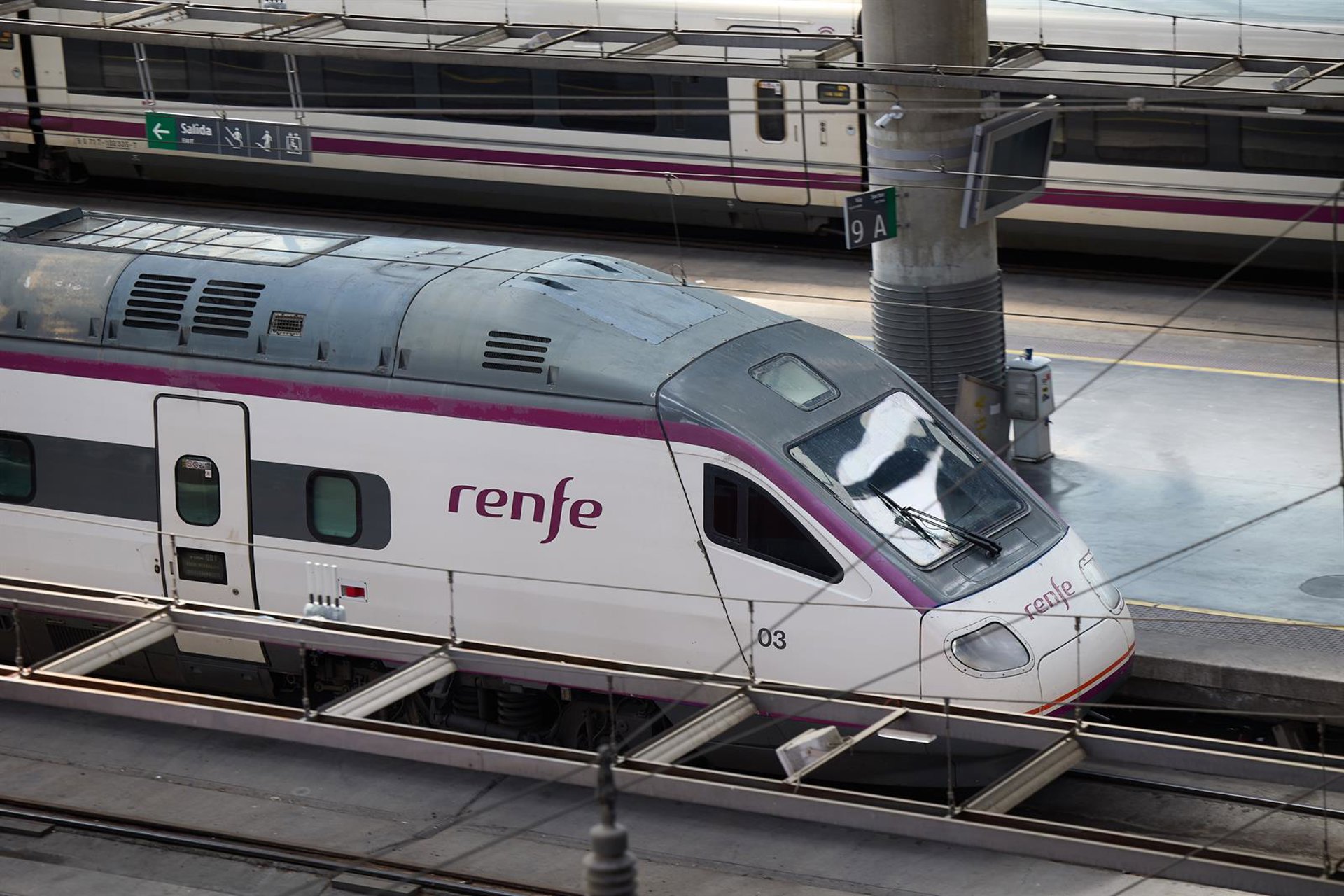 Restablecida la alta velocidad entre Lleida y Tarragona, sin servicio casi 3 horas por un incendio