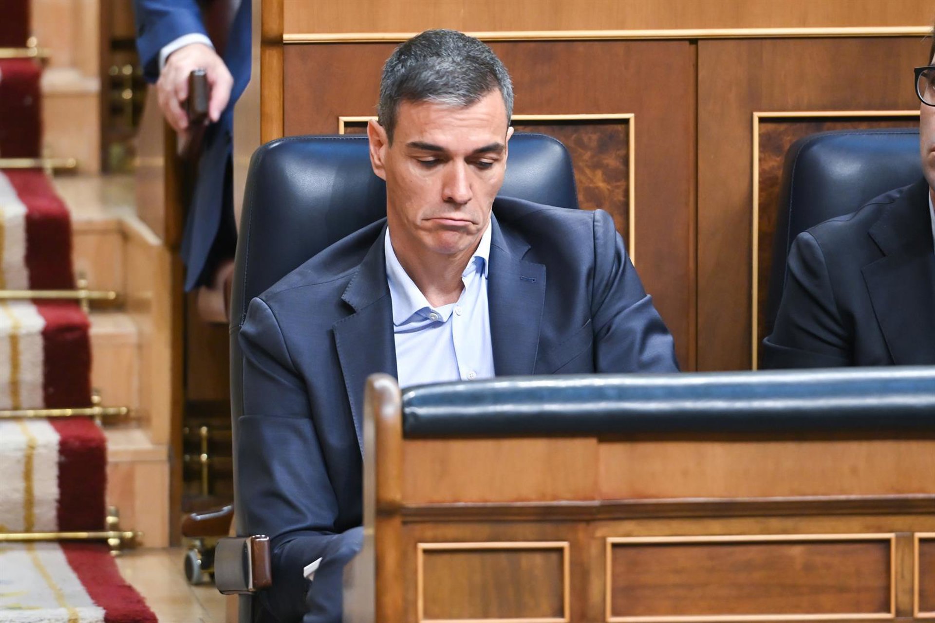 El Congreso apoya que Sánchez se someta a una cuestión de confianza y que asuma responsabilidades con su dimisión
