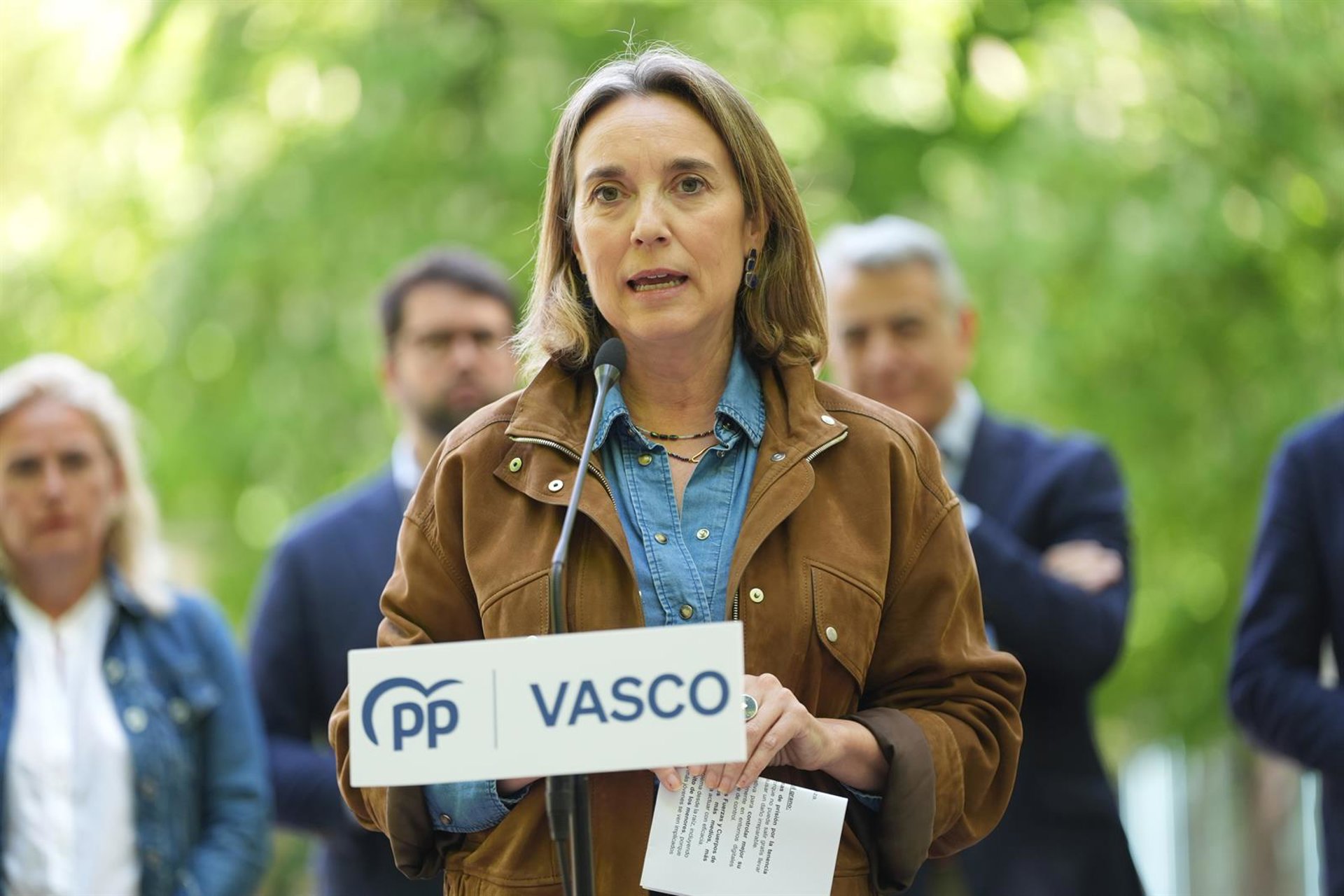 Gamarra (PP) acusa a los gobiernos de España y Navarra de dar «protección a organizaciones criminales»