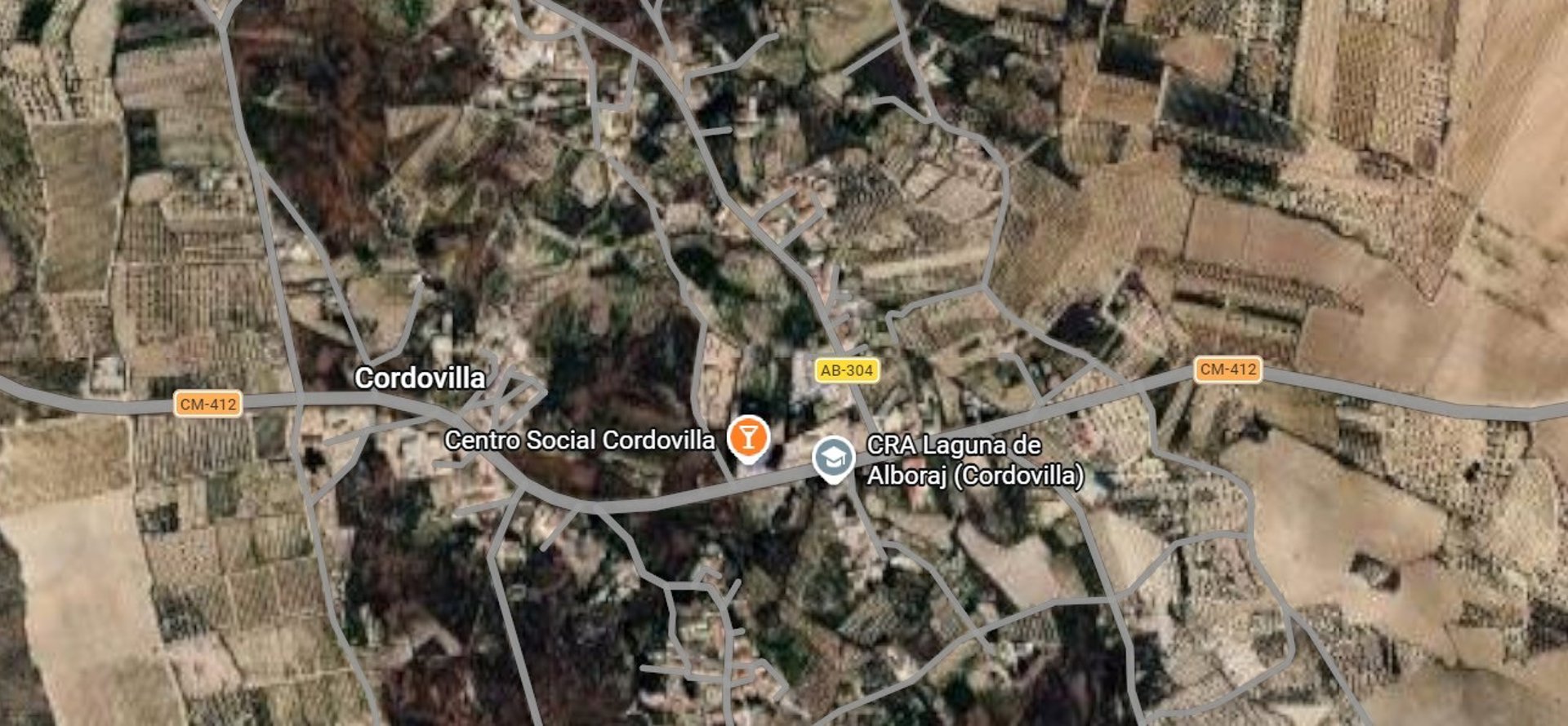 Muere una persona tras una colisión frontal entre dos turismos en la AB-304 en Cordovilla (Albacete)