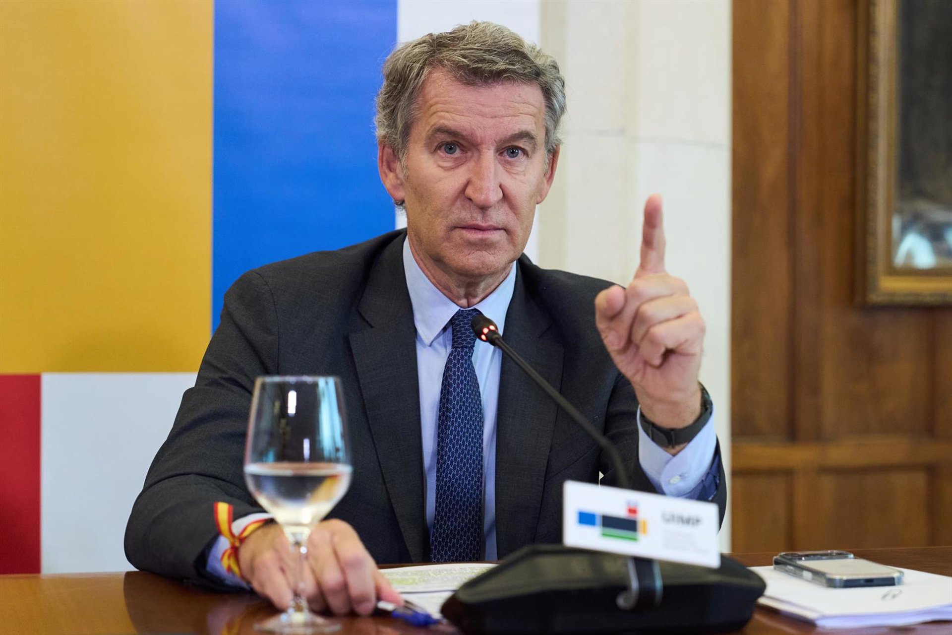Feijóo alerta del «impacto enorme» en los servicios públicos de las nacionalizaciones con la ‘Ley de Nietos’