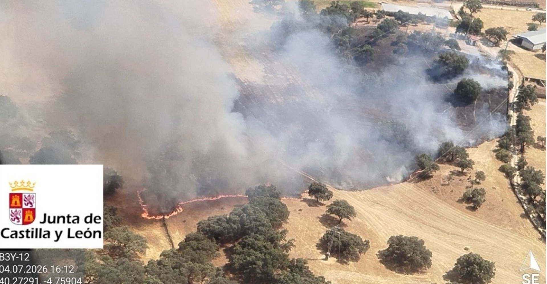 Incendios- Un incendio forestal de gravedad 1 en Casavieja (Ávila) moviliza a una veintena de medios aéreos y terrestres