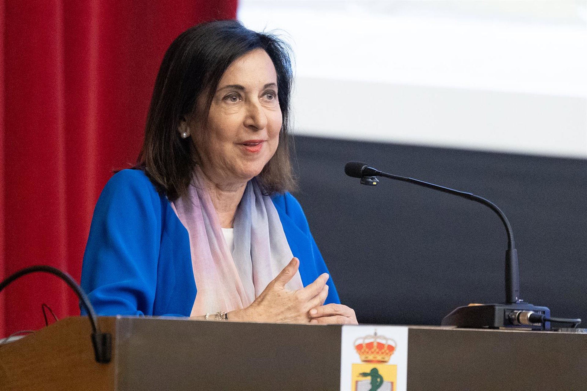 Margarita Robles: «Pese a lo que diga Trump, los mandos de la OTAN saben que España está cumpliendo»