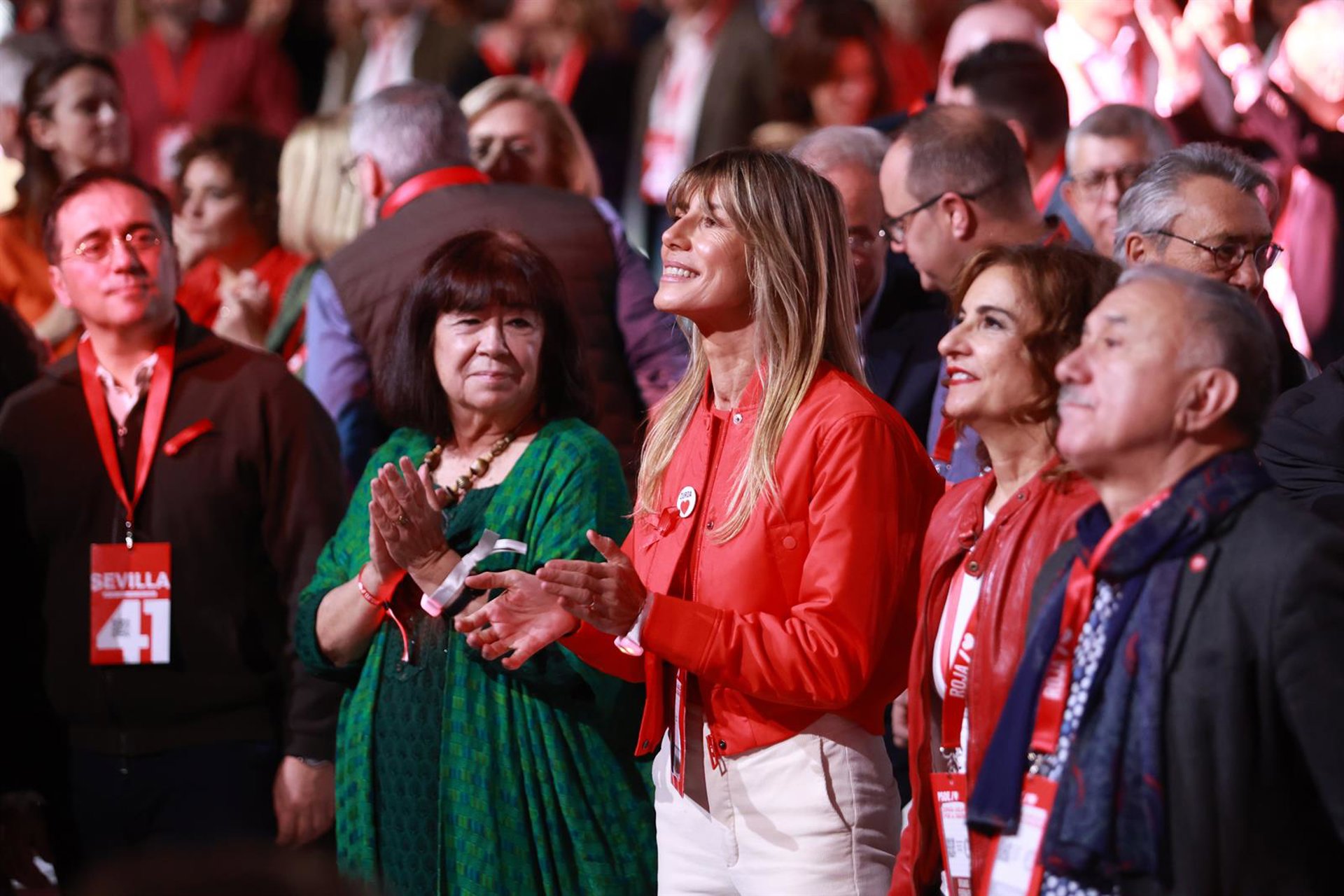 El Gobierno ve «impensable» que el juzgado no resuelva a lo largo de este lunes si deja viajar a Begoña Gómez