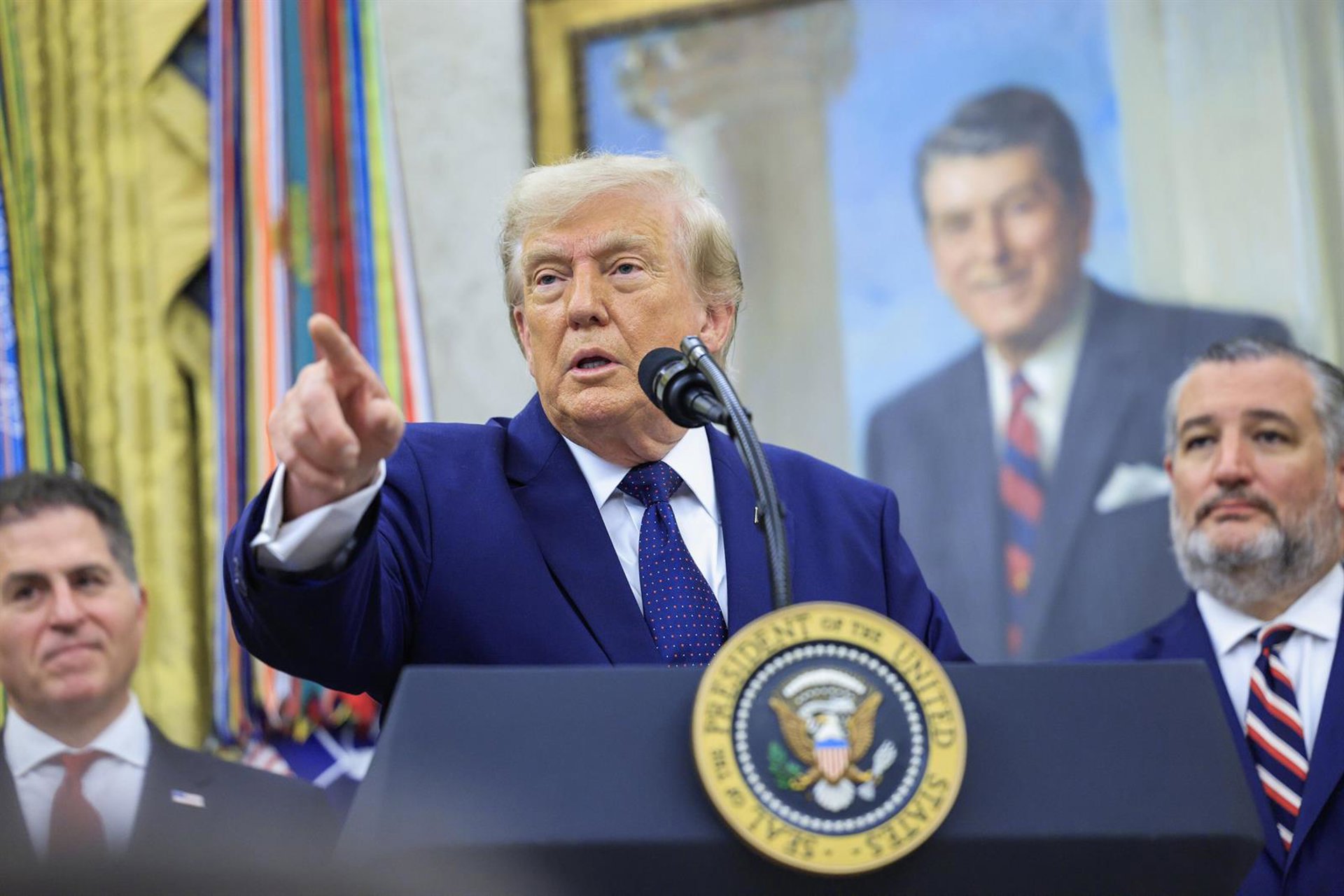 Trump dice que detendrá «completamente» el comercio con España y que es «una causa perdida»: «Es un aliado terrible»