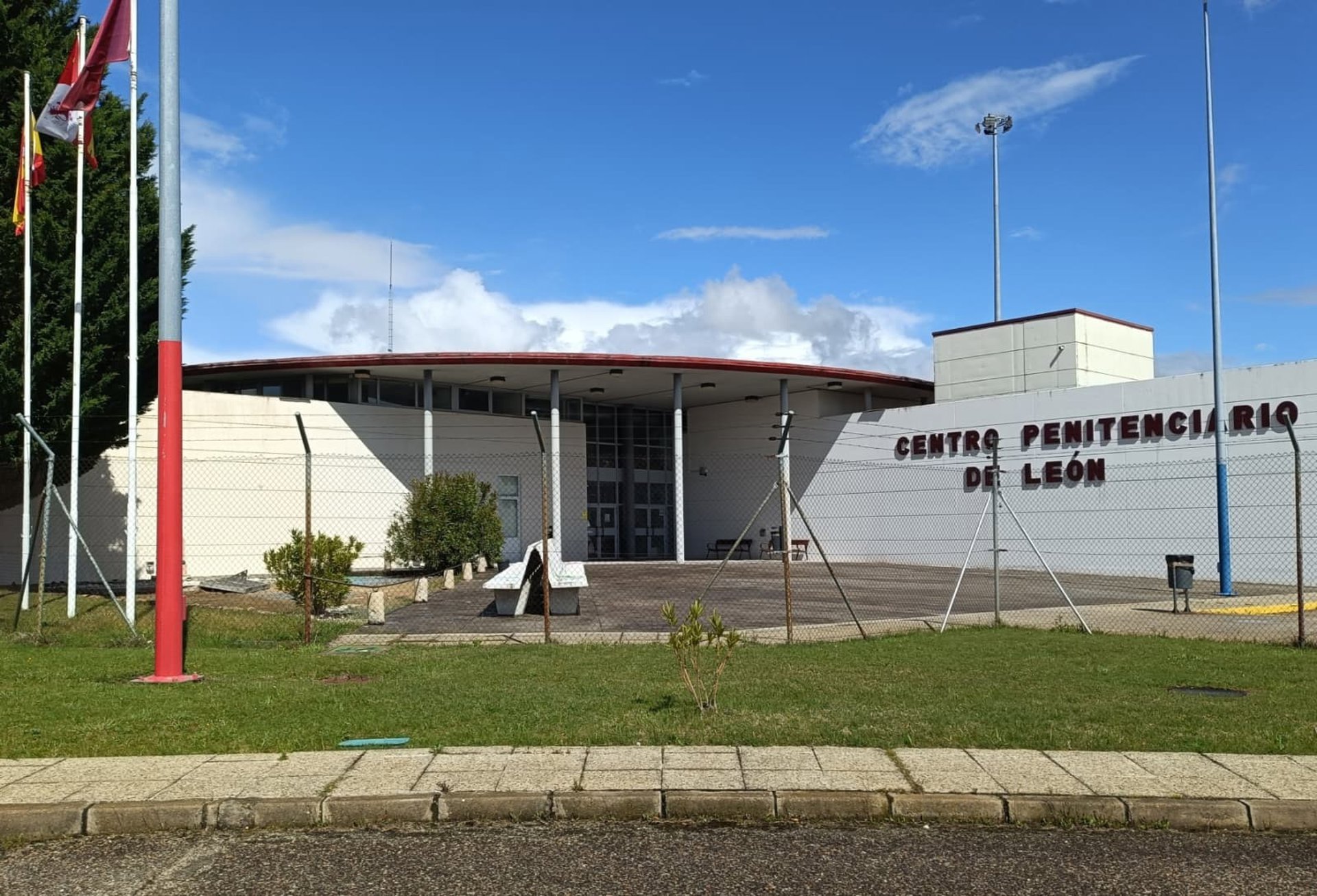 Detenido a un varón que no había regresado a la prisión de León tras un permiso