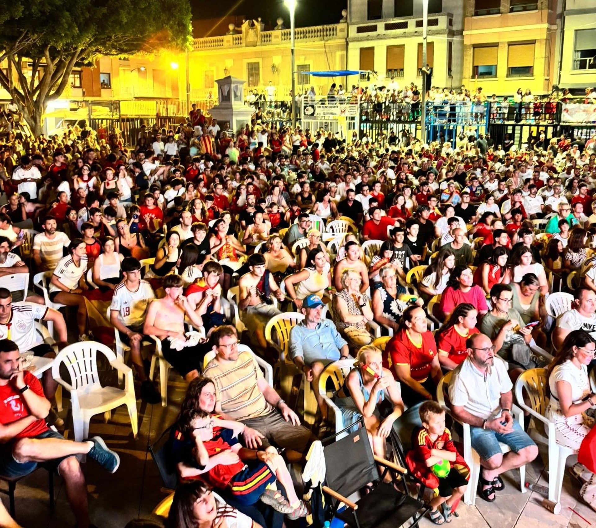 Gran fiesta en Foios (Valencia) por el gol de Ferran Torres:»Es histórico que un hijo del pueblo dé el Mundial a España»