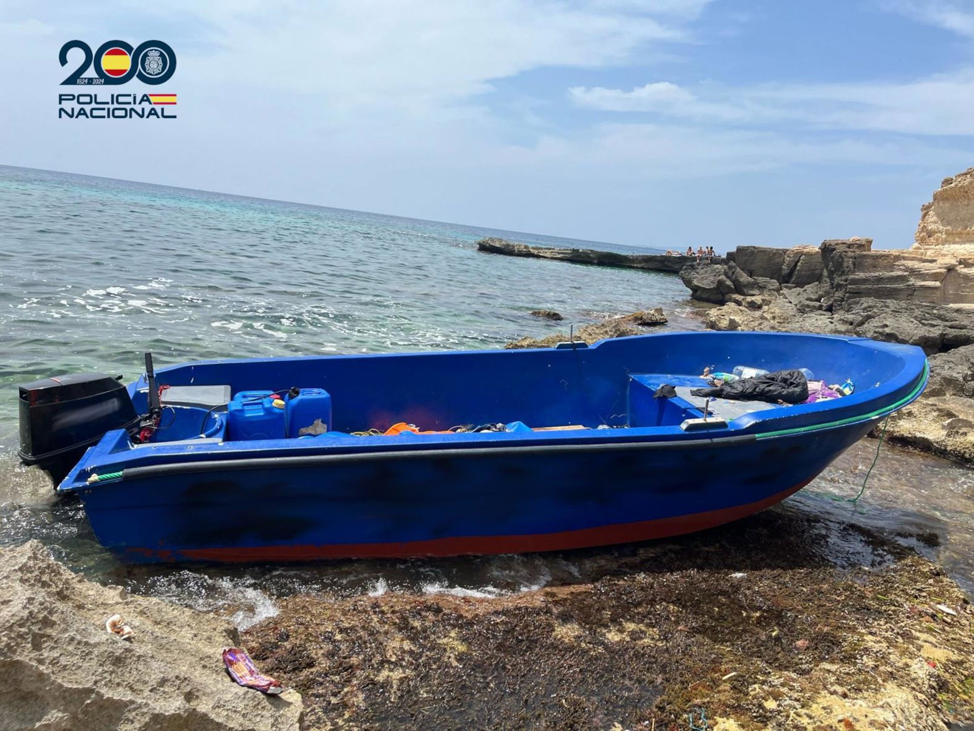 Rescatados 37 migrantes tras llegar en patera a Portocolom y Formentera