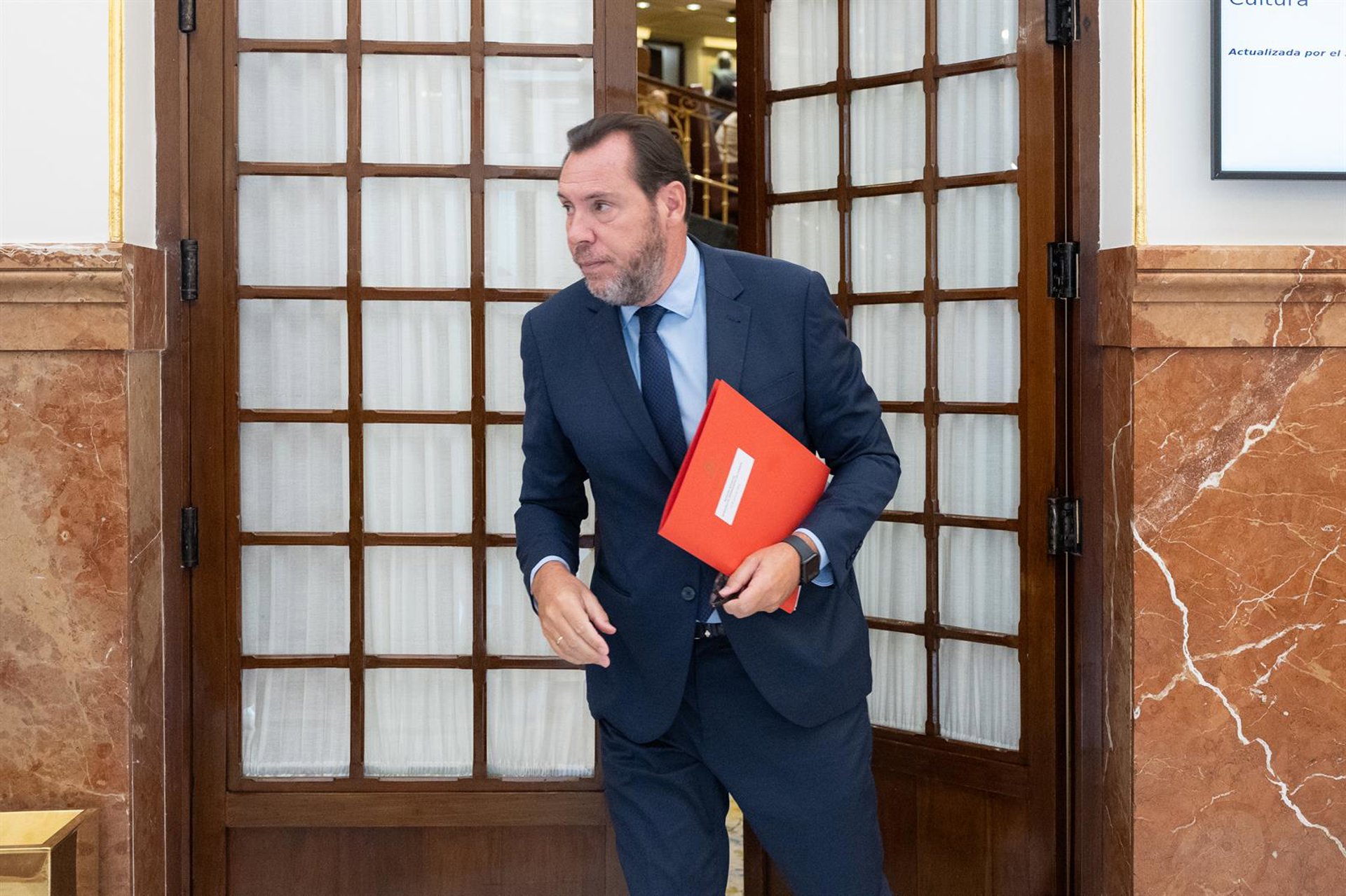 Óscar Puente responde a las críticas de Ayuso: «Si hay una mamarracha en España, esa eres tú»