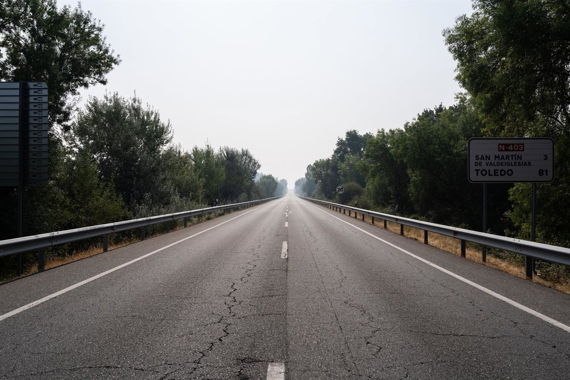 La Comunidad de Madrid reabre más de 100 kilómetros de carreteras afectadas por los incendios de la sierra oeste