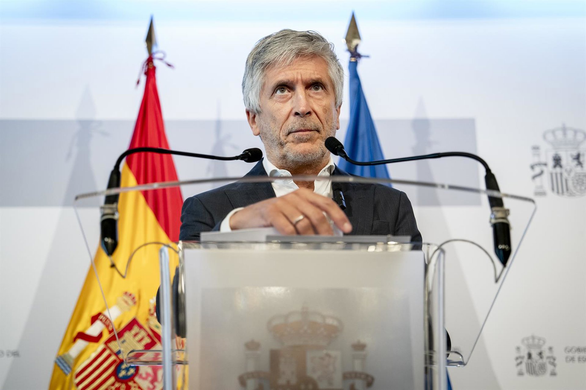Marlaska niega que los servicios secretos avisaran de que pudiera pasar «nada parecido» a una entrada masiva en Ceuta