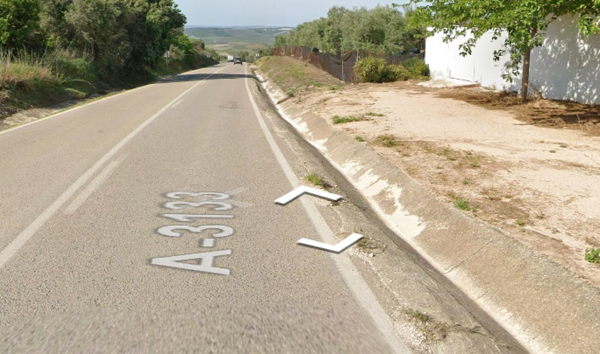 Un muerto y dos heridos tras una colisión entre una moto y un turismo en Montalbán de Córdoba