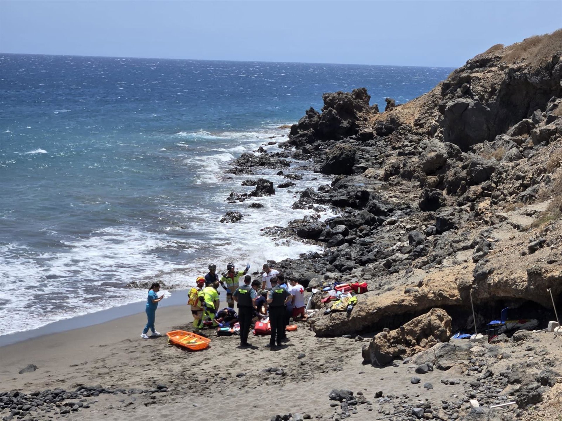 Fallece un bañista tras ser sacado del mar con signos de ahogamiento en La Tejita, en Granadilla (Tenerife)