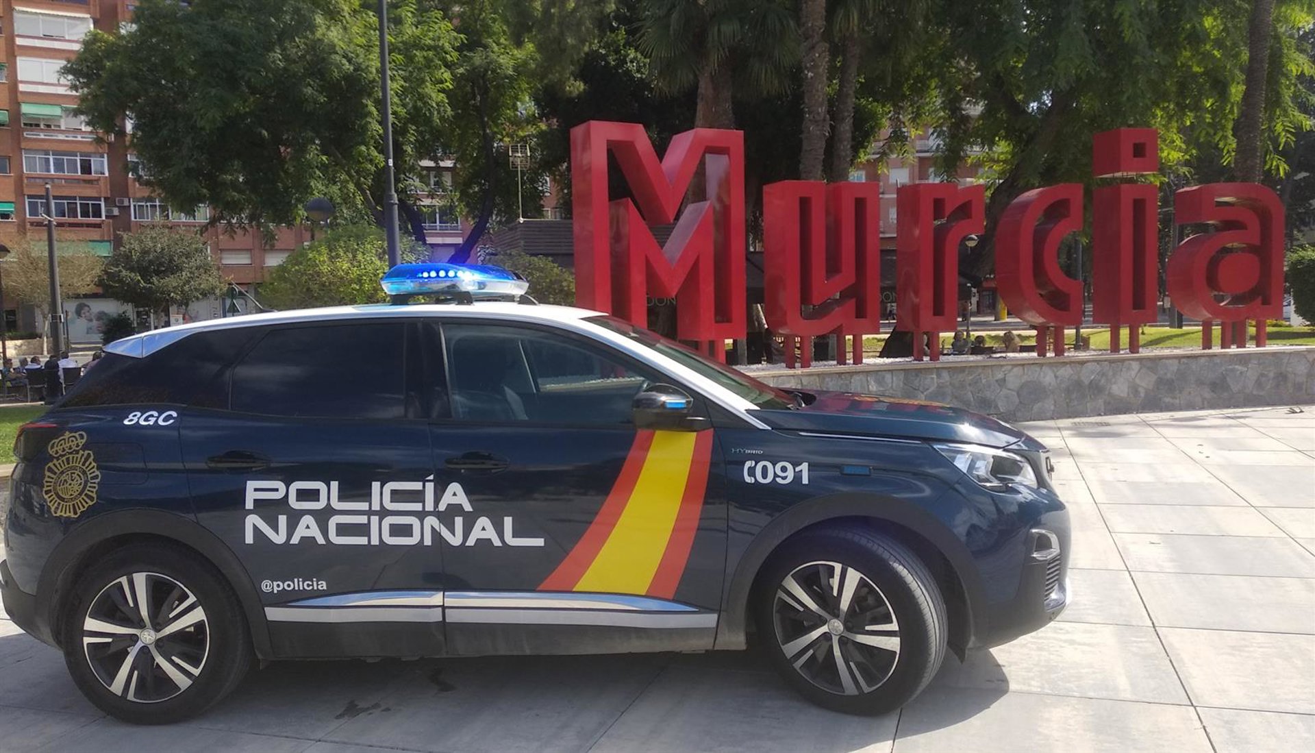 Detenidas cuatro personas por un presunto caso de adopción ilegal de una niña de dos años en Totana