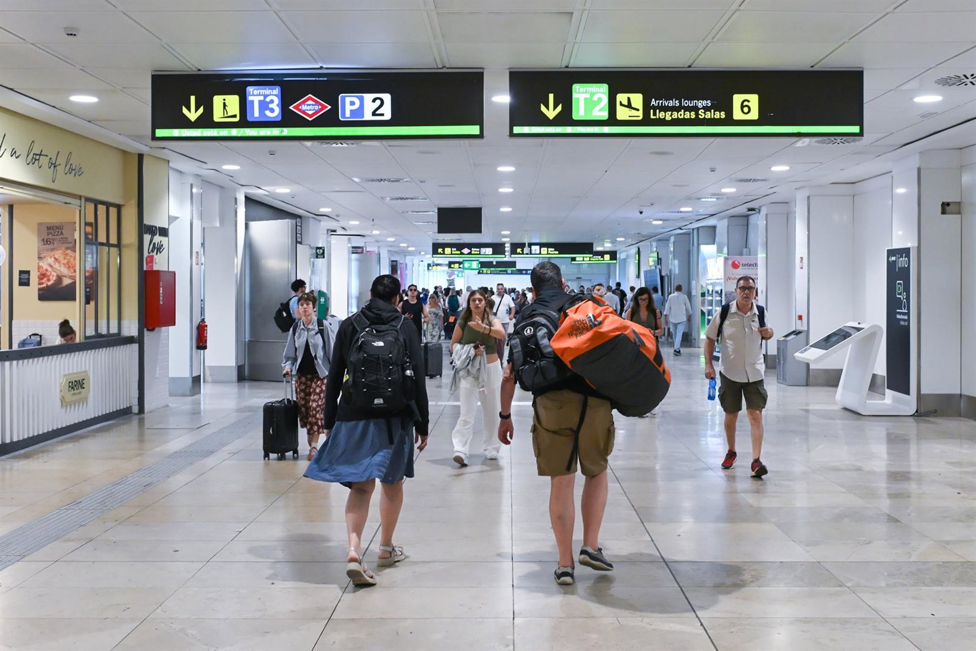 Los controles fronterizos a viajeros procedentes de Italia han afectado ya a más de 3.000 personas