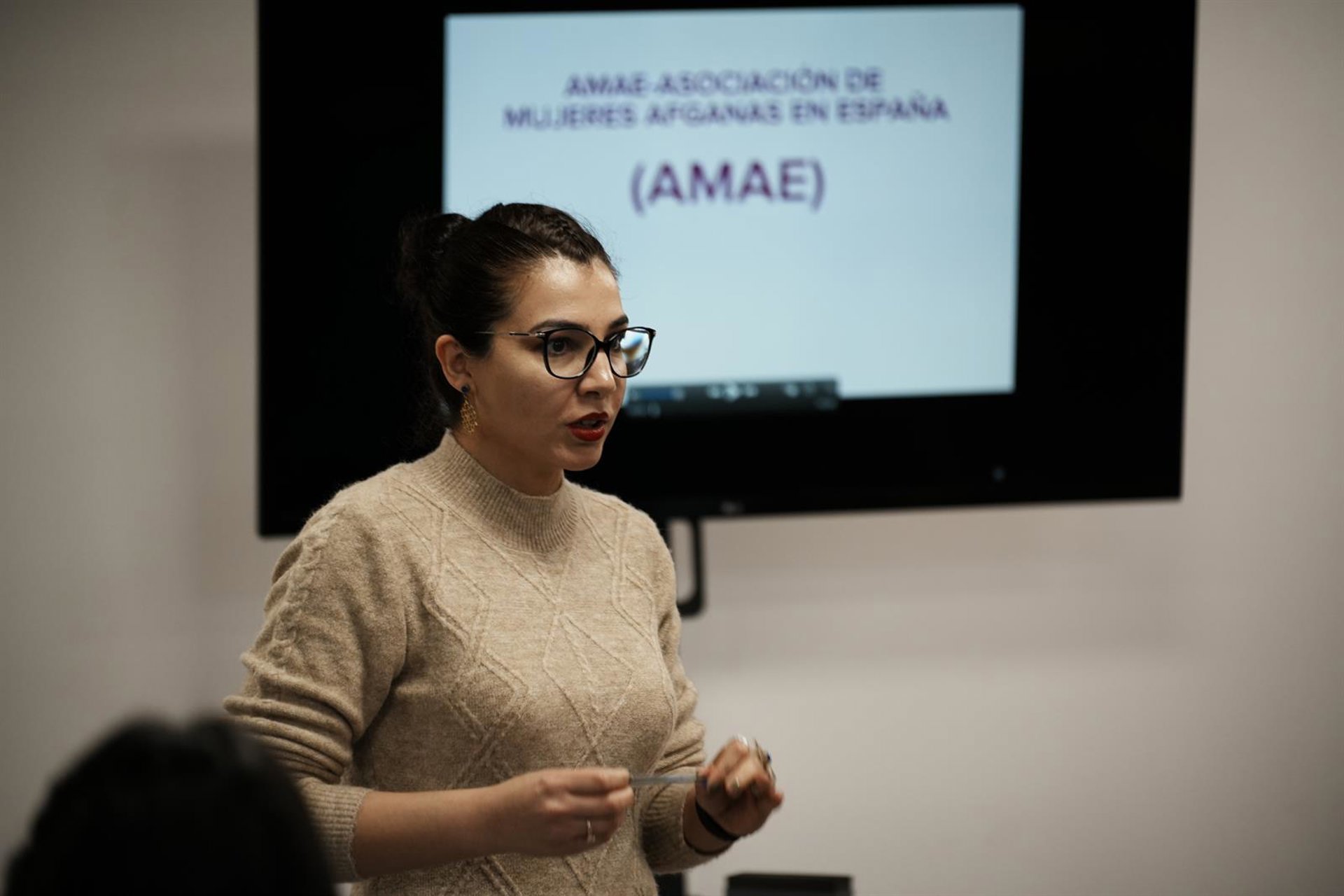 Las mujeres afganas piden a España más visados humanitarios y de estudios y facilidades para convalidar títulos