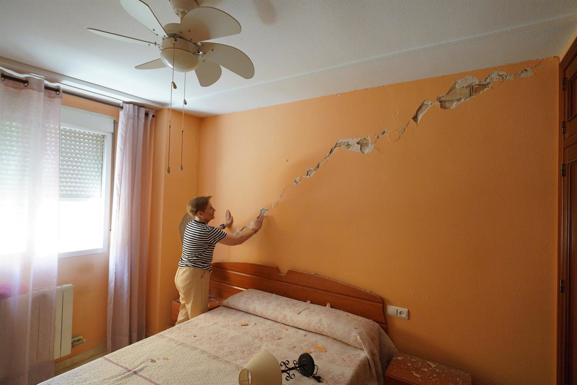 Granada eleva a emergencia el plan municipal tras los terremotos con nueve daños de entidad y 7 calles cortadas