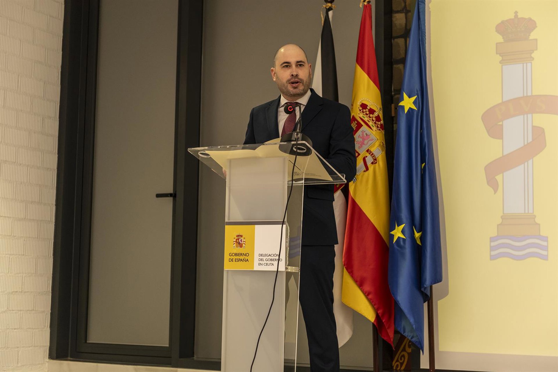 El delegado del Gobierno asume que no hay «normalidad» en Ceuta y rechaza dimitir: «Sería una cobardía»