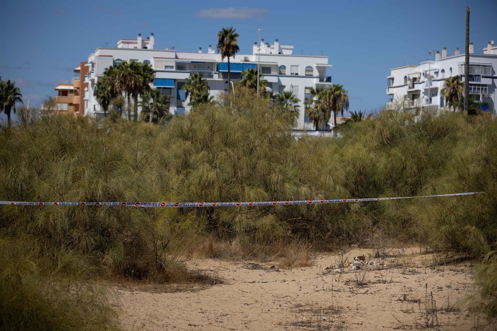 AMPL (2).- Detenido un hombre tras la muerte violenta de su pareja cerca de una playa de Isla Cristina